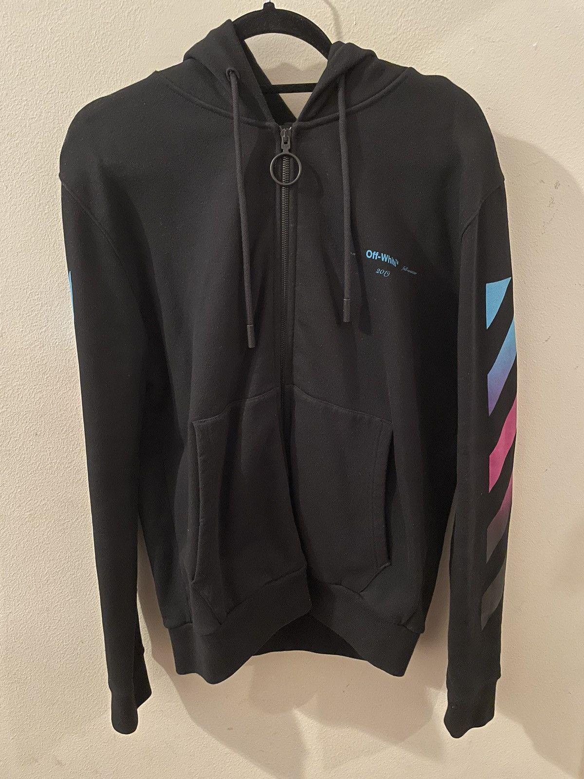 Black diagonal gradient zip hoodie best sale