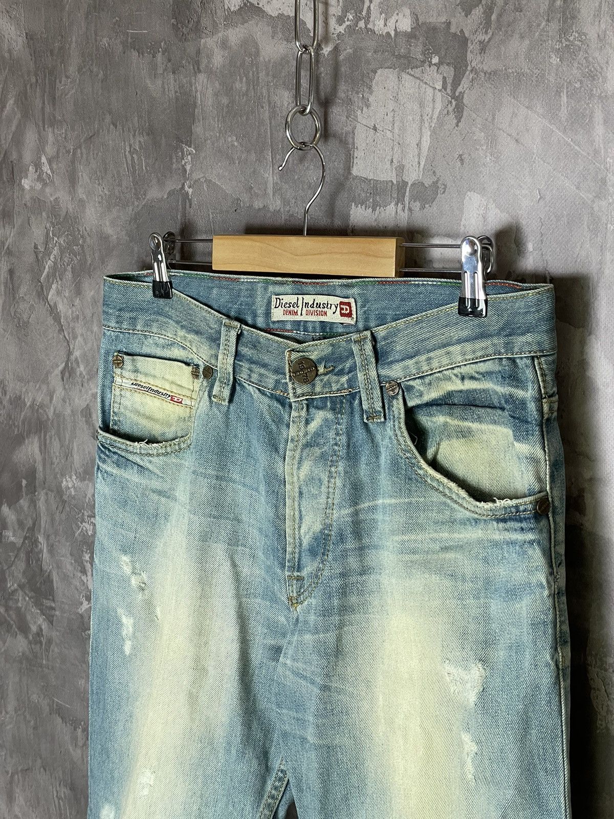 Diesel × Vintage Diesel Y2K Distressed Vintage 90s Baggy Jeans Size US 32 / EU 48 - 9 Thumbnail