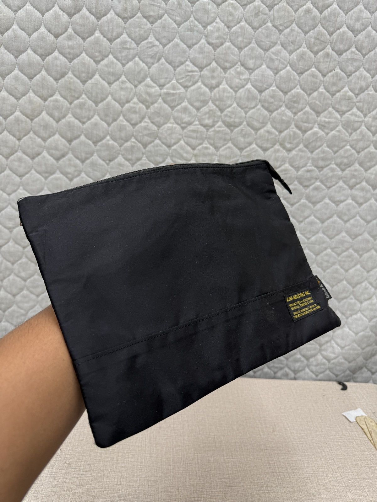 Alpha Industries 🔥🔥🔥ARCHIVE ALPHA INDUSTRIES CLUTH BAG Size ONE SIZE - 3 Thumbnail