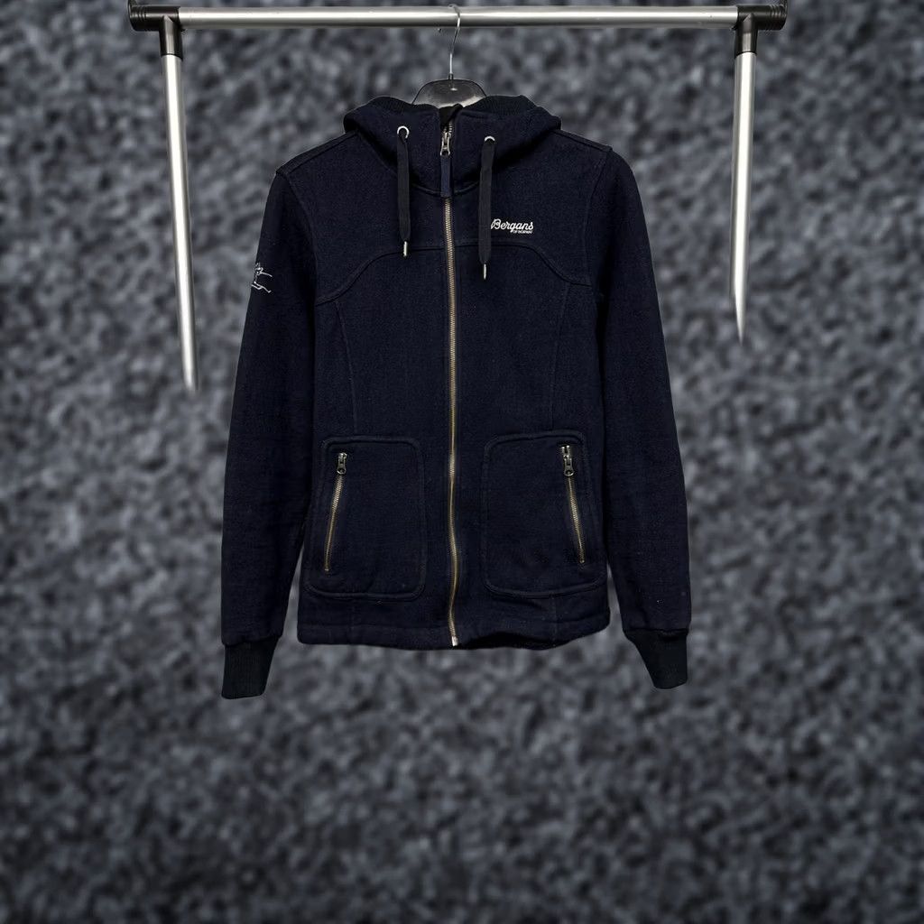 Vintage Bergans of Norway Womens Wool Myrull Jacket M Blue Logo Outdoor 90s Mens Womens Boys Girls Size M / US 6-8 / IT 42-44 - 1 Thumbnail