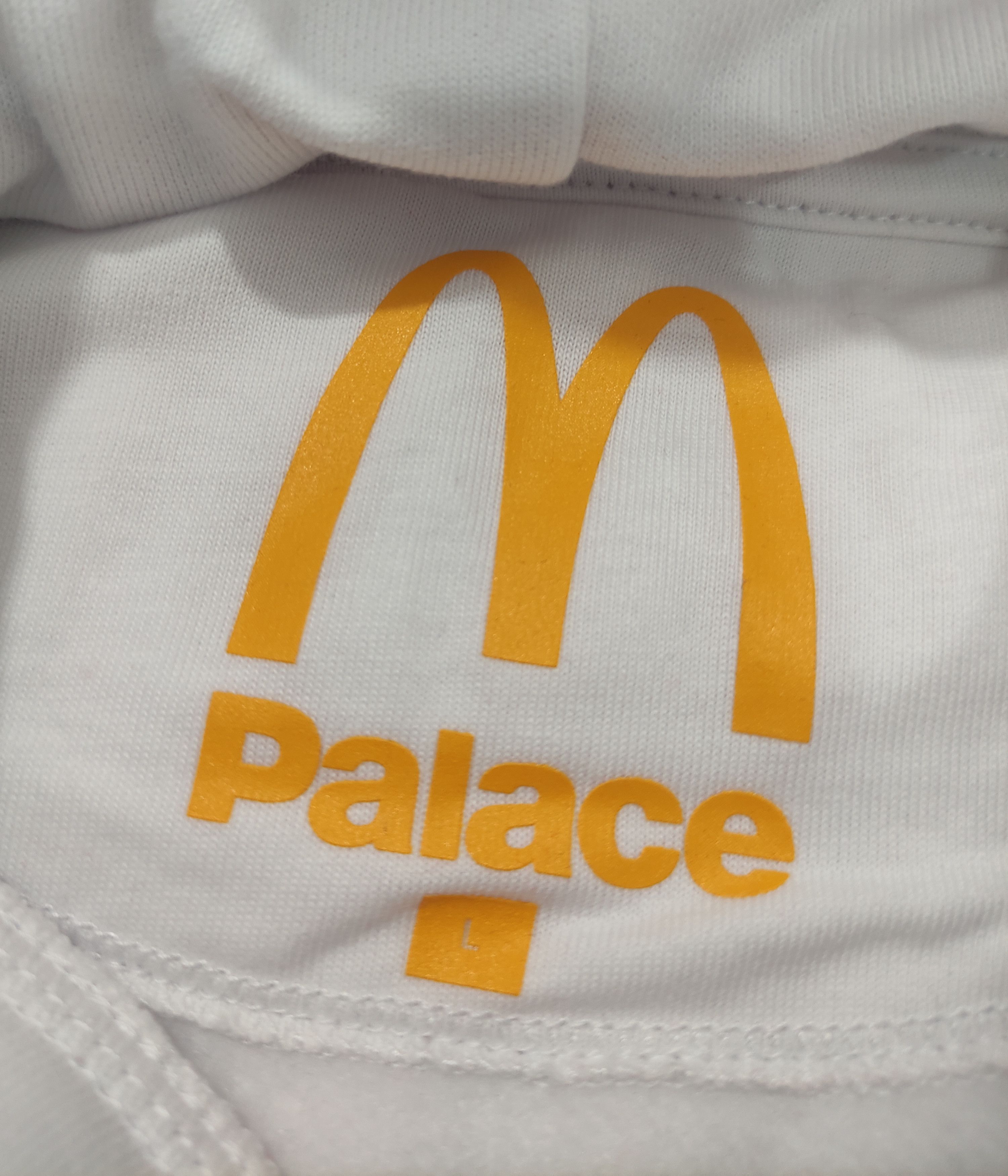 Palace Palace X McDonald's LOGO HOOD WHITE SIZE L Size US L / EU 52-54 / 3 - 3 Thumbnail