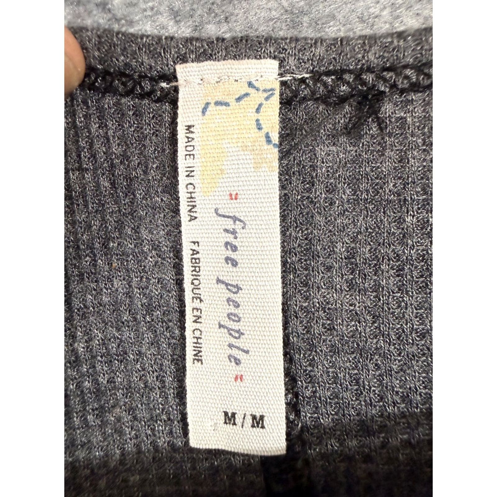 Free People Free People Thermal Top Womens M Gray Henley Neck Ribbon Details Long Sleeve Button Front Blouse Size M / US 6-8 / IT 42-44 - 5 Thumbnail