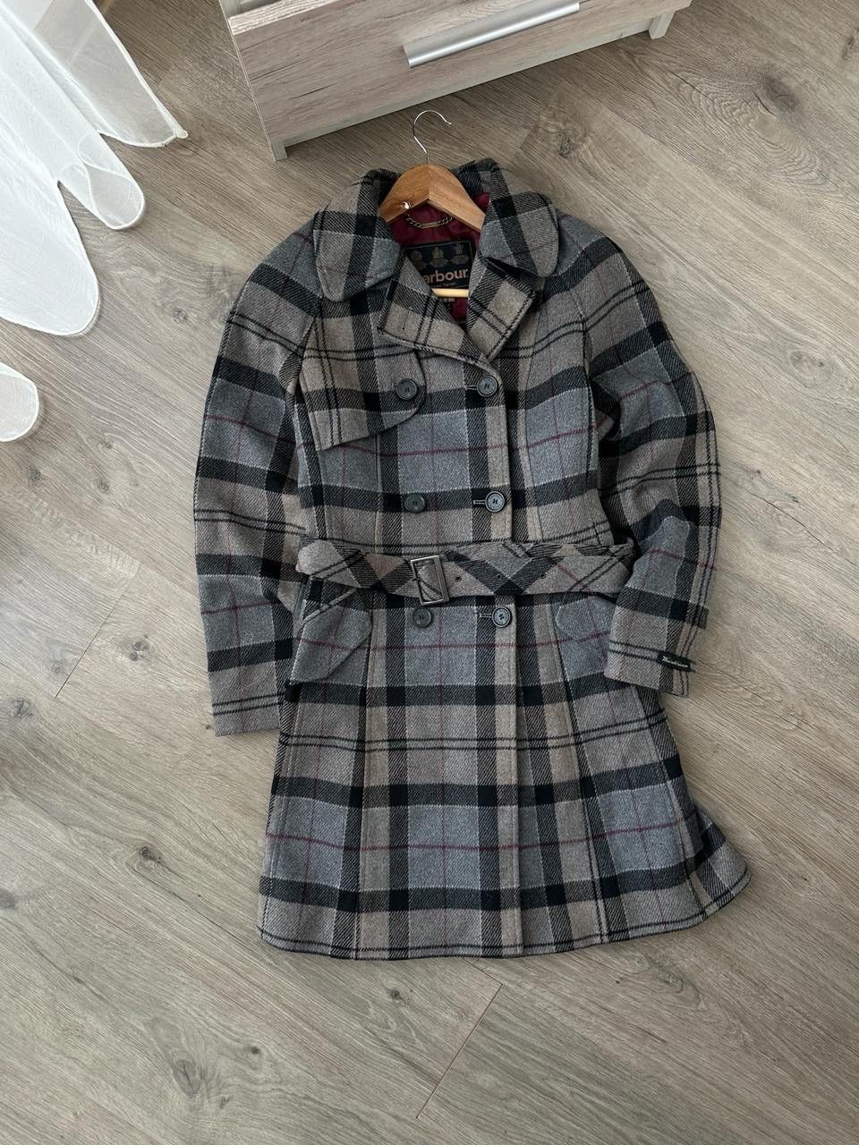 Barbour × Vintage Vintage Barbour W's Wool Coats Winter Tartan Jacket Size M / US 6-8 / IT 42-44 - 3 Thumbnail