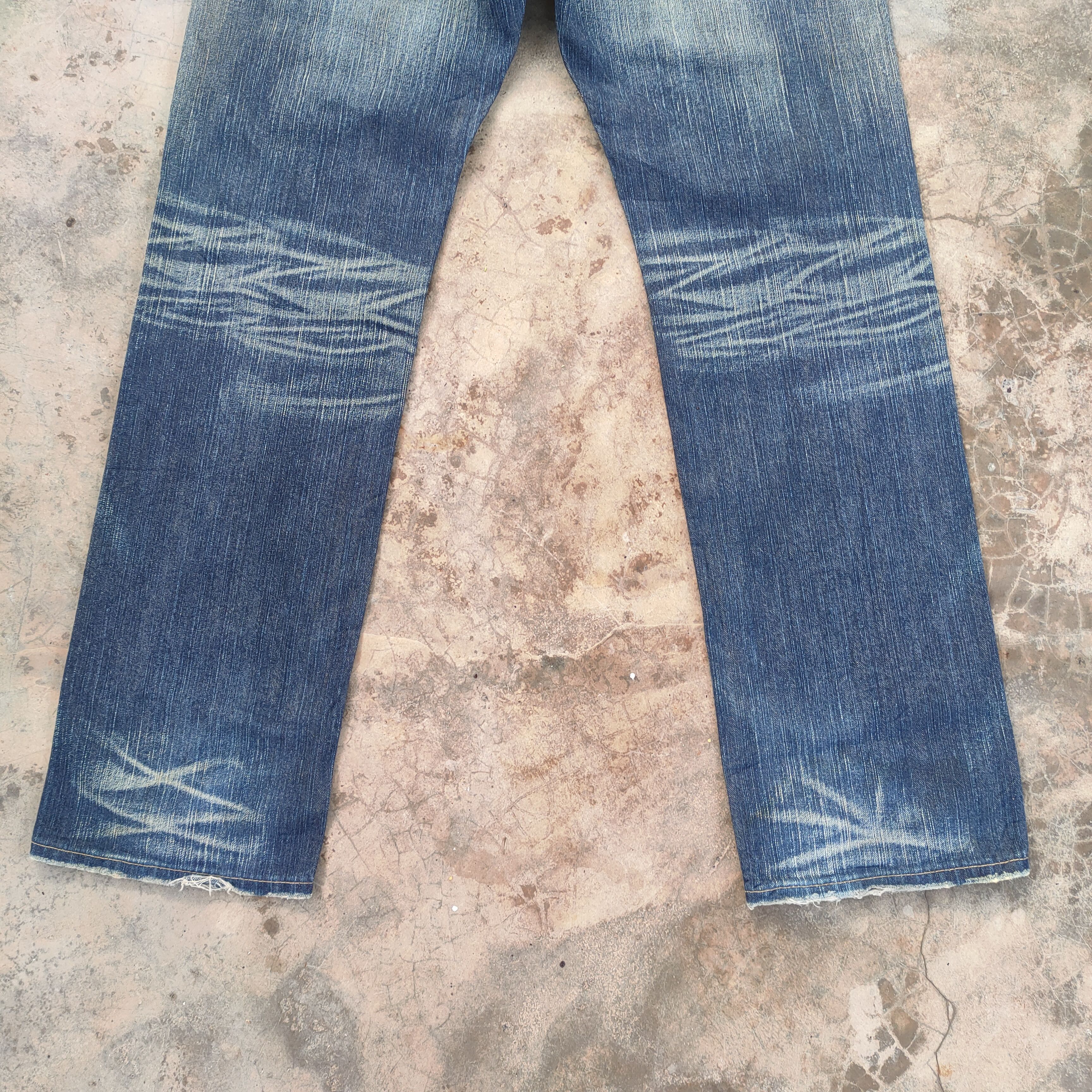 Edwin VINTAGE EDWIN BLUE TRIP FADED RIPPED JEANS DENIM PANTS Size US 34 / EU 50 - 11 Thumbnail
