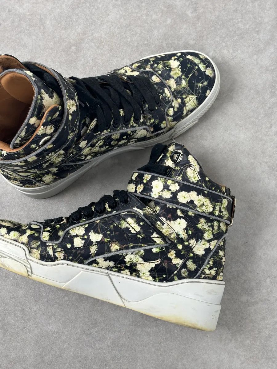 Givenchy SS2015 Givenchy Tyson Black Floral High-Top Sneakers by Riccardo Tisci Size US 10 / EU 43 - 9 Thumbnail