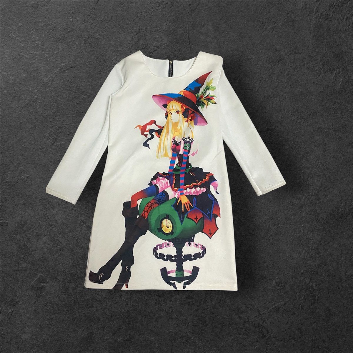 Other ✨ Enchanting Anime White Graphic Witch Girl Long-Sleeve Size M / US 6-8 / IT 42-44 - 1 Thumbnail