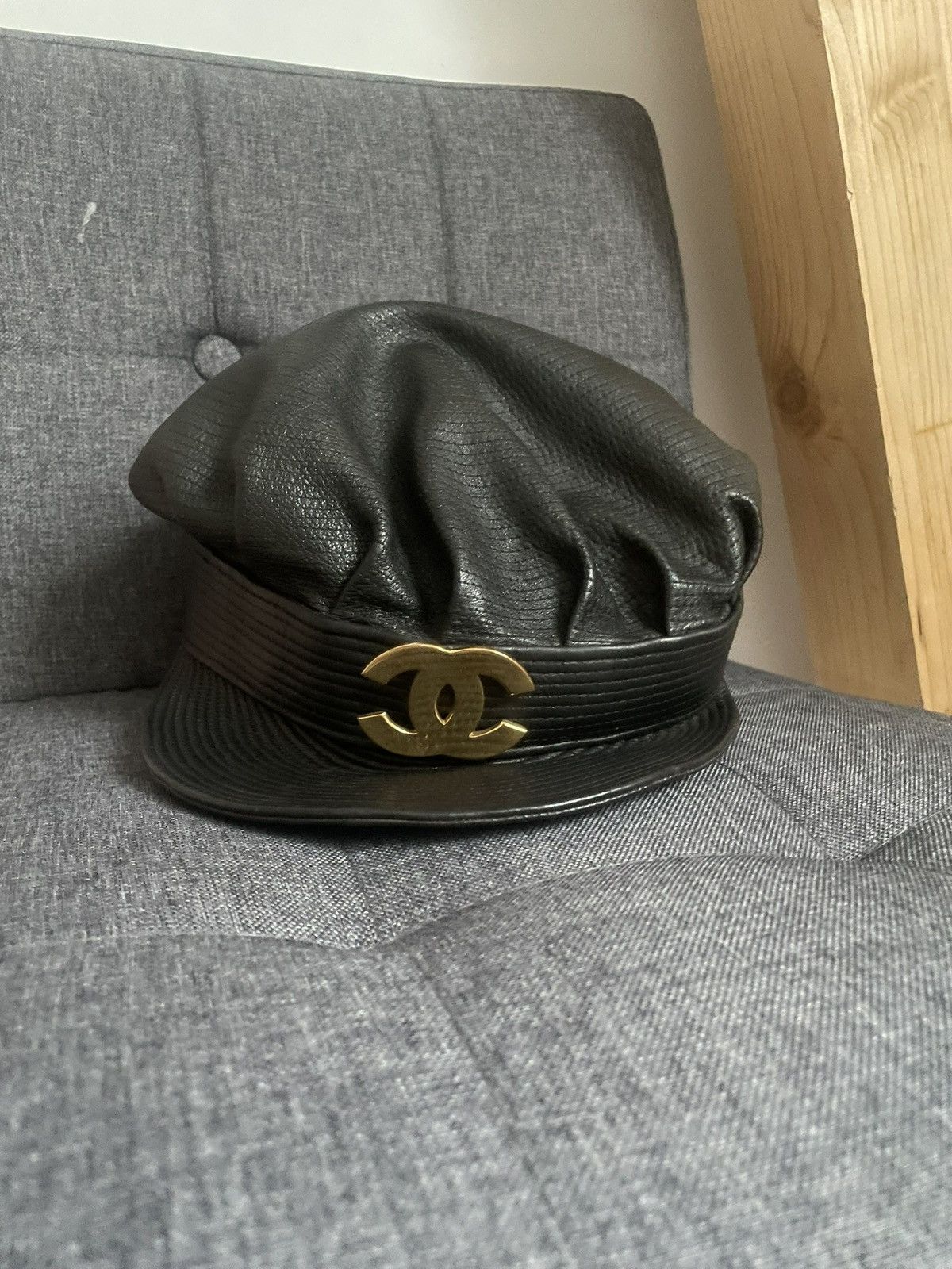 Chanel Chanel hat collector Size ONE SIZE - 8 Thumbnail