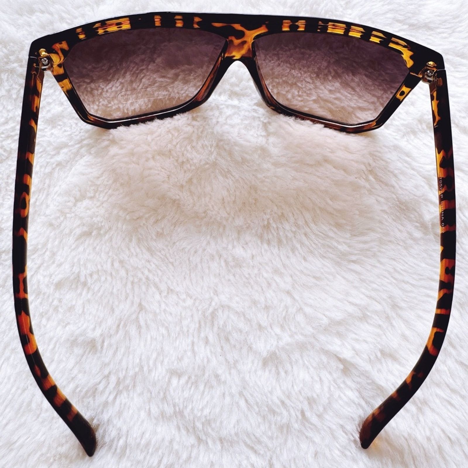 Other Kira Tortoise Brown & Black Oversized Sunglasses Size ONE SIZE - 7 Thumbnail