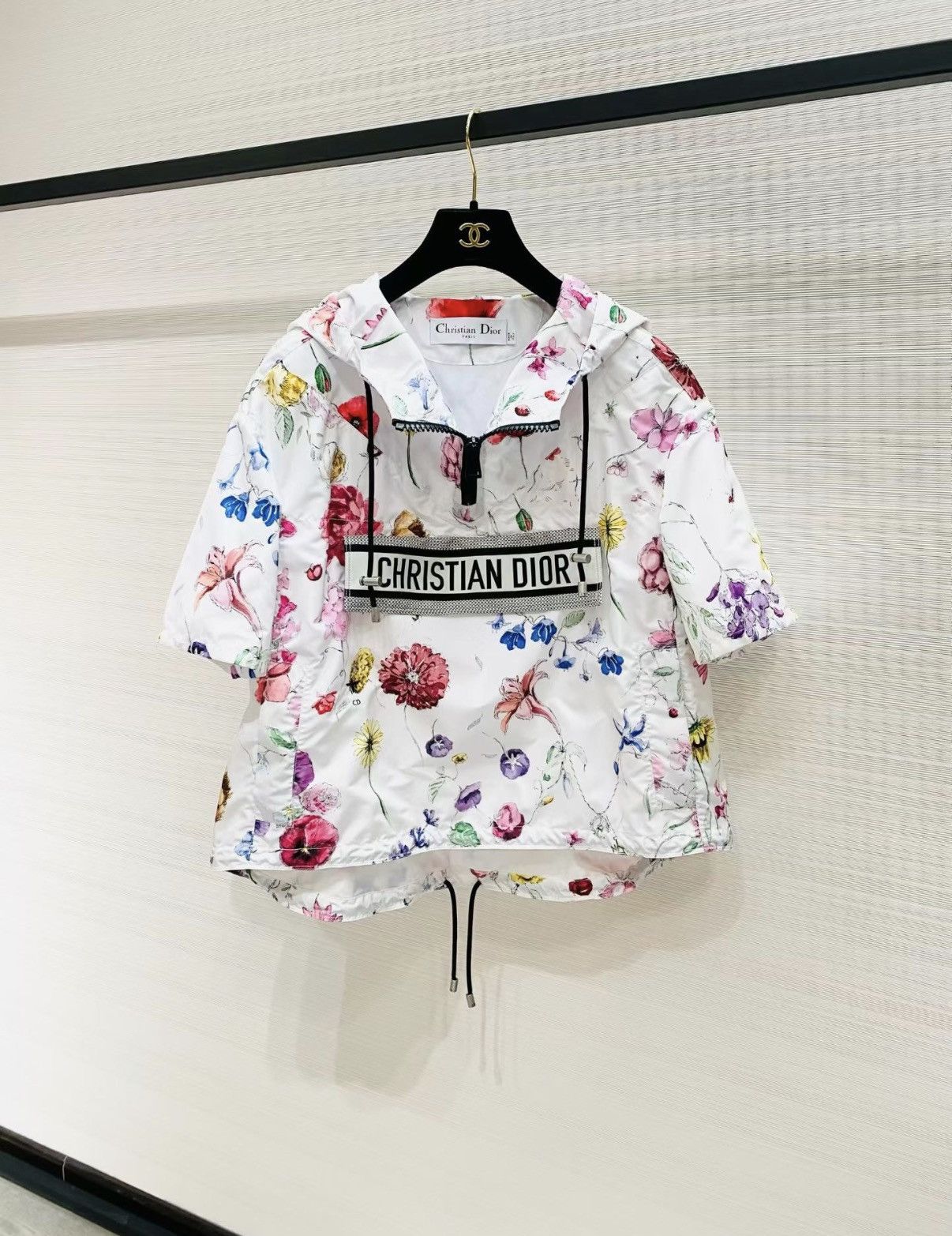 Dior Dior Classic Floral Short Sleeve Hooded J33 Size XS / US 0-2 / IT 36-38 - 1 Thumbnail