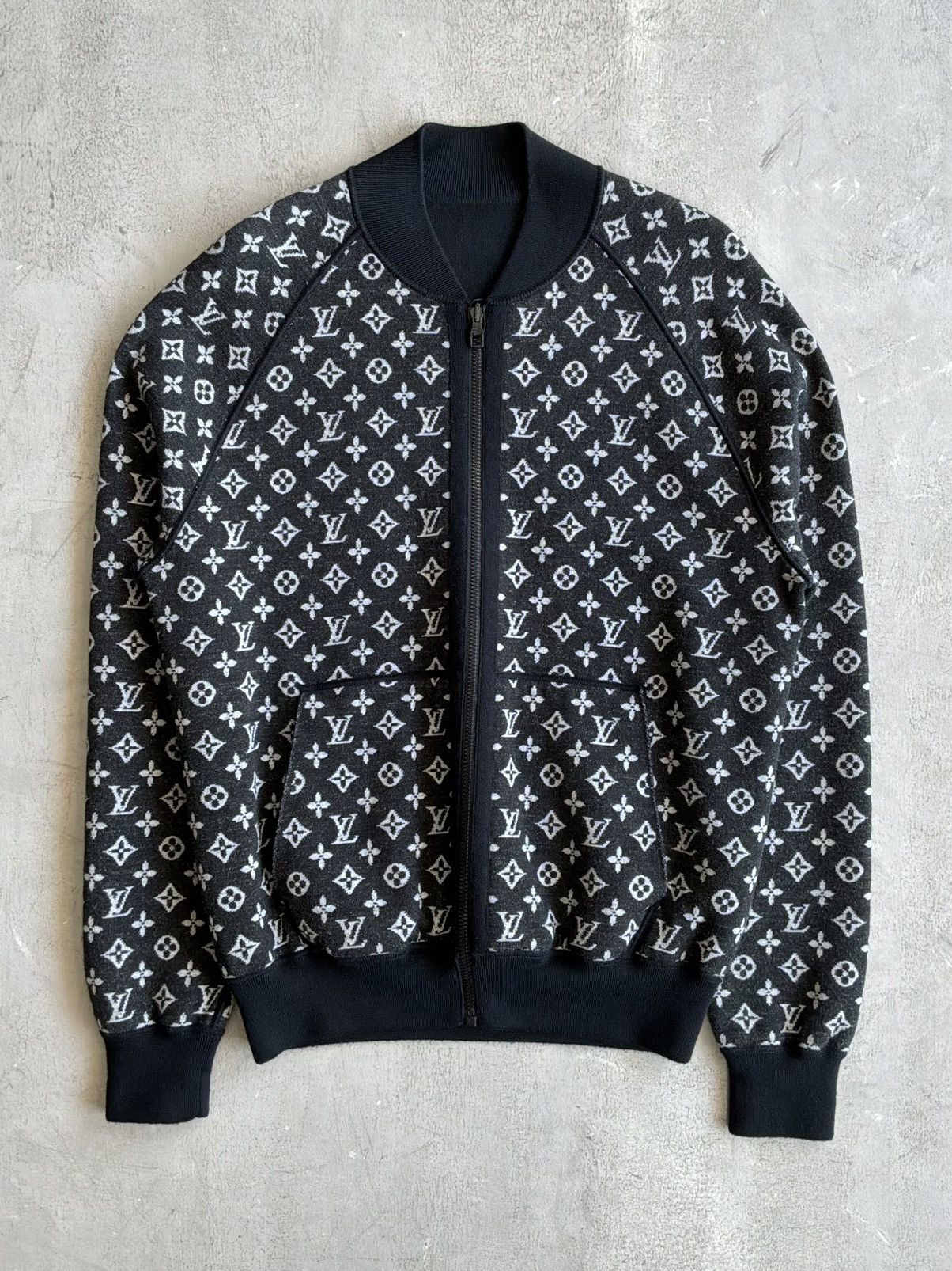 Louis Vuitton 2021 Louis Vuitton - Monogram Reversible Bomber Jacket Size US XL / EU 56 / 4 - 1 Thumbnail