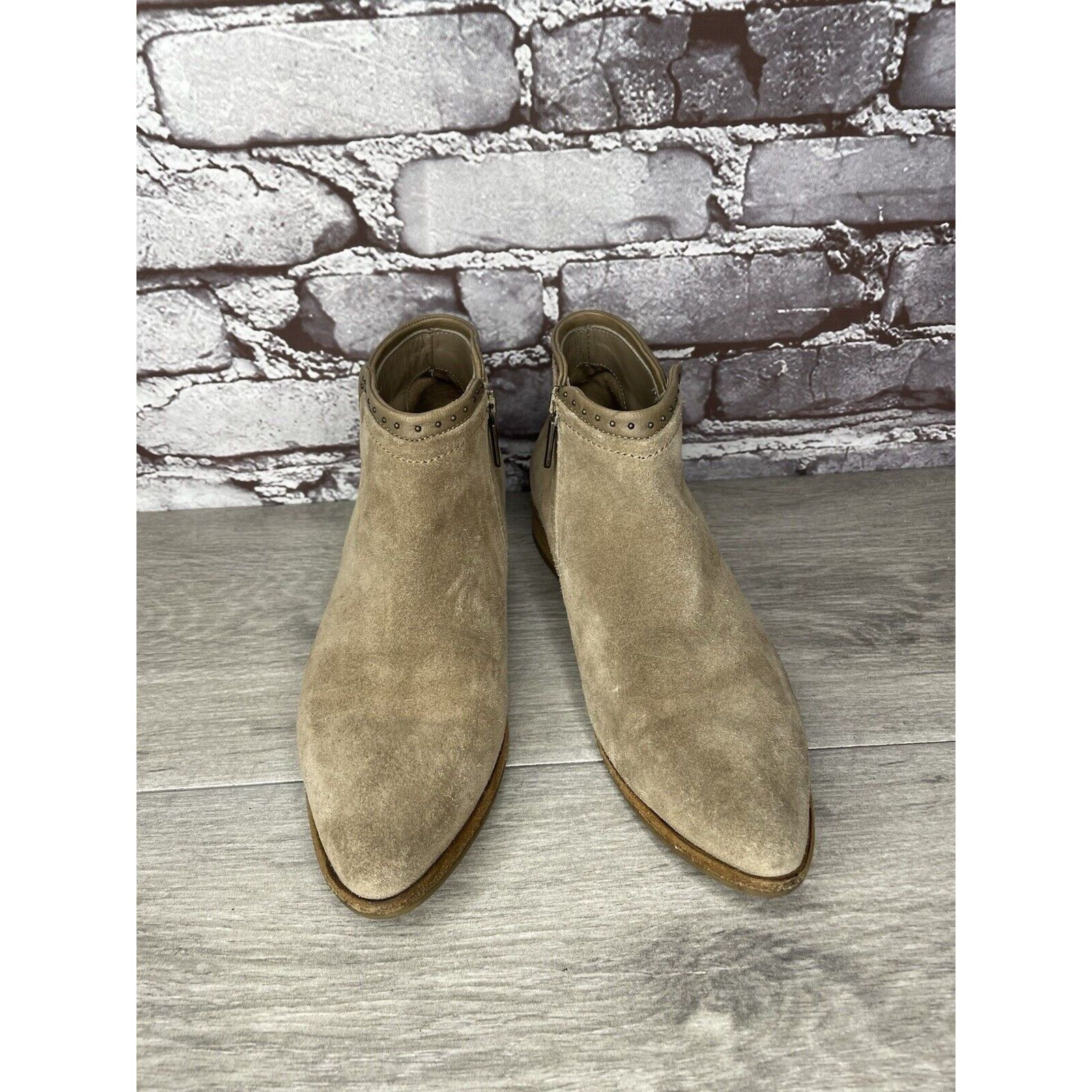 Other ITALEAU Tan Suede Leather Ankle Side Zipper Low Heel Boots W Size US 6.5 / IT 36.5 - 21 Thumbnail