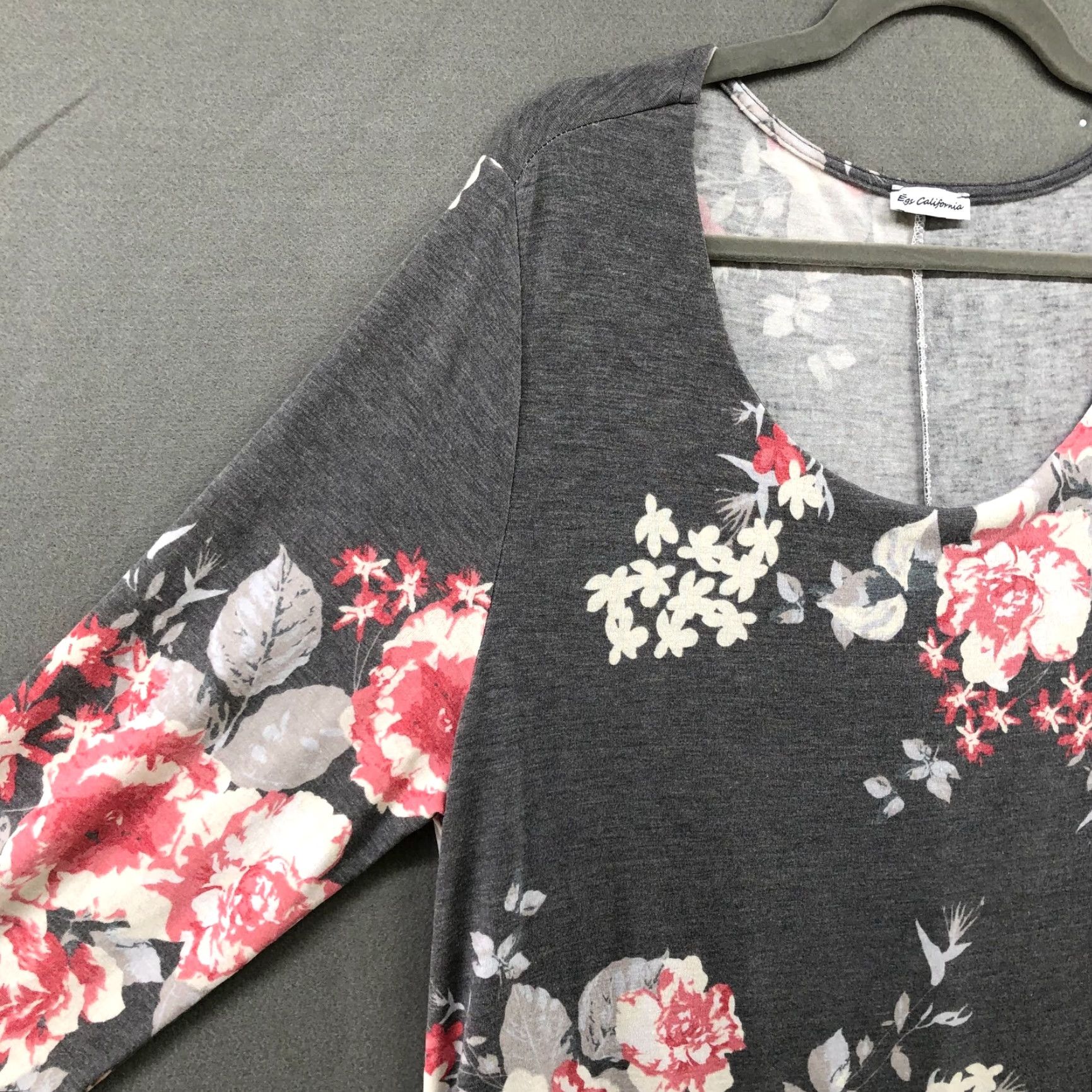 Vintage VINTAGE Egy California Jersey Knit Tunic Top/Dress Chiffon Hem Gray Floral Womens 2X Size XXL / US 16-18 / IT 52-54 - 5 Thumbnail