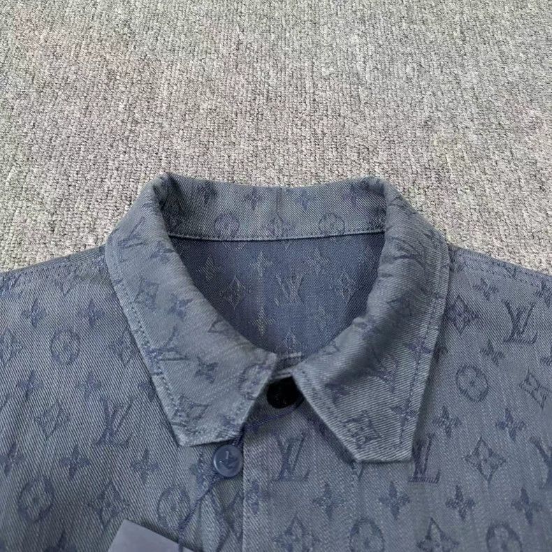LOUIS VUITTON Blue Denim Jacket 2501-Nextarrow