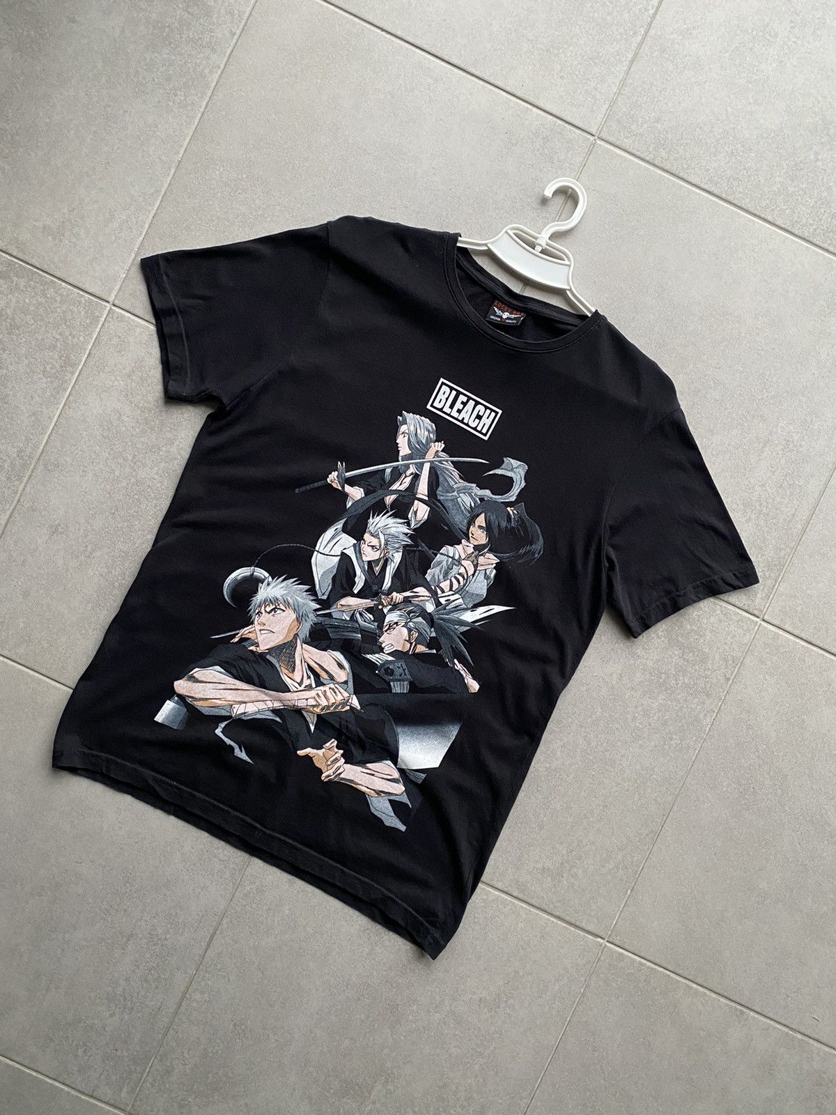 Anime Bleach Ichigo Soul Society Tee Size US M / EU 48-50 / 2 - 4 Thumbnail