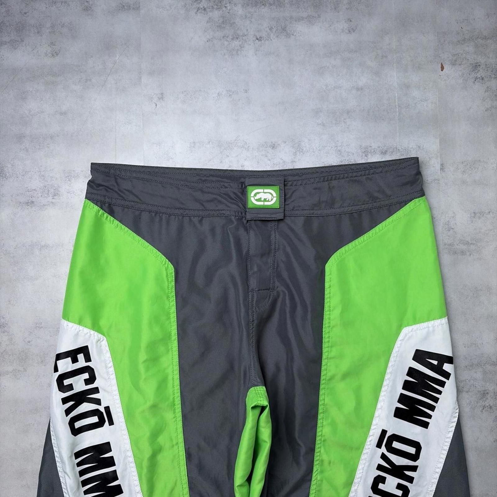 Ecko Unltd. Y2K Green Ecko Unltd X MMA Elite Baggy Surf Board Shorts Size US 34 / EU 50 - 2 Thumbnail