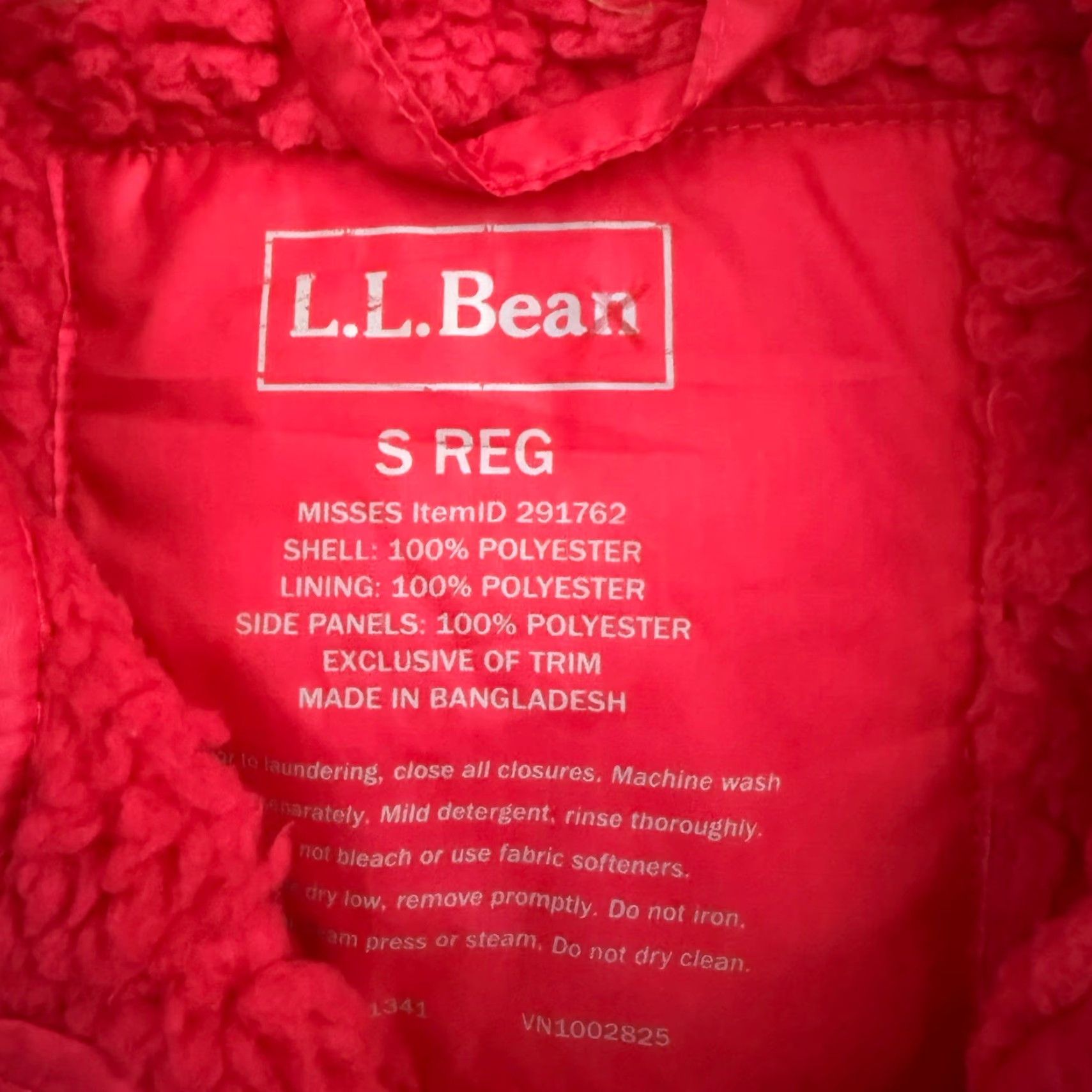 Vintage LL Bean Vest Small Red Sherpa Fleece Lined Quilted Full-Zip Pockets Womens Size S / US 4 / IT 40 - 2 Thumbnail