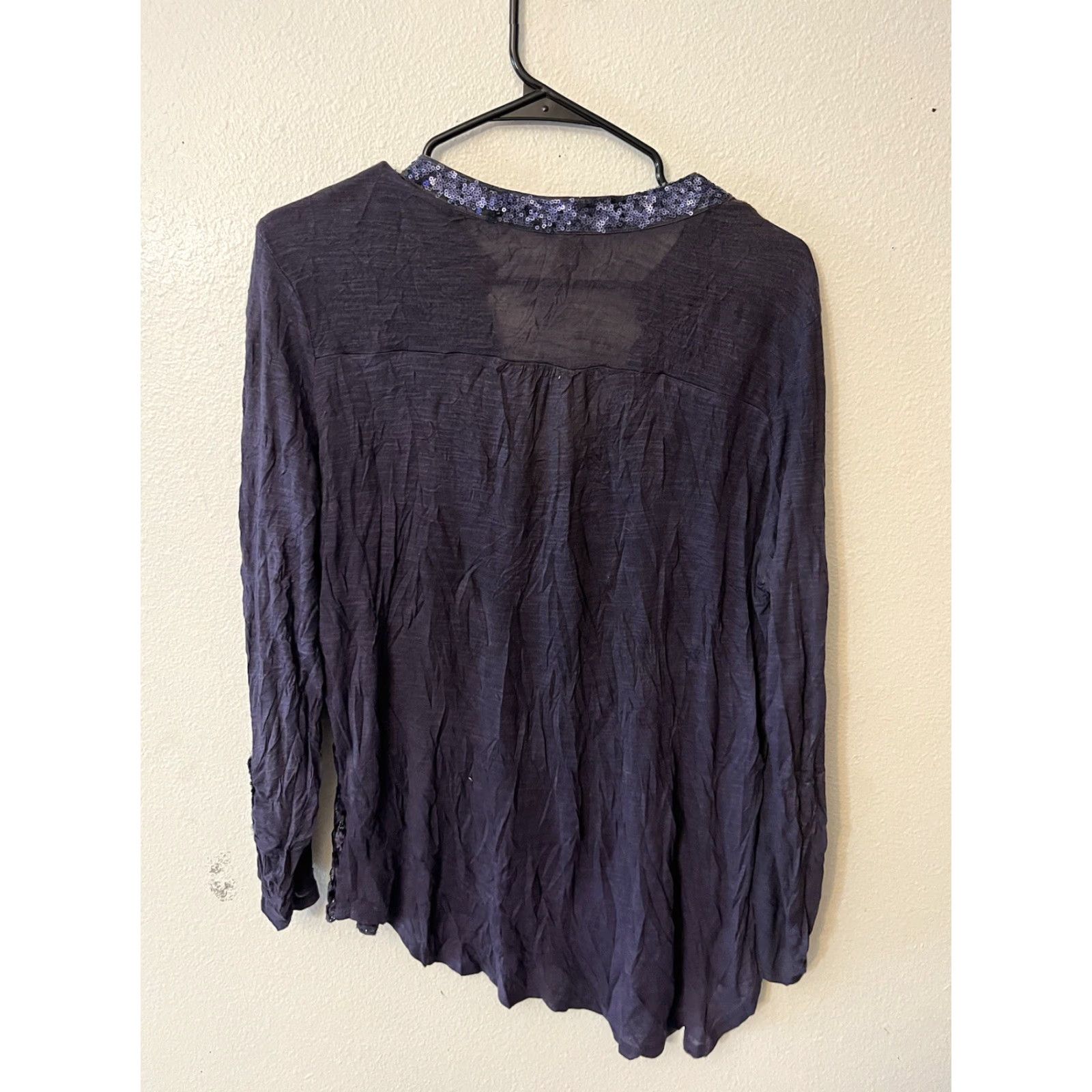 Anthropologie VINTAGE Anthropologie Velvet Leopard Button-Up Top Women Medium Purple Animal Print 90s Size M / US 6-8 / IT 42-44 - 2 Thumbnail