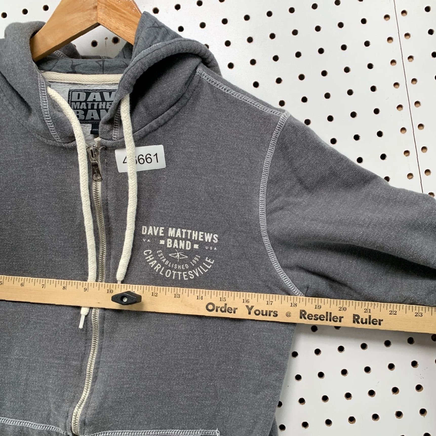Vintage VINTAGE Dave Matthews Band Hoodie Sweatshirt Mens S Gray Music Charlottesville Size US S / EU 44-46 / 1 - 6 Thumbnail