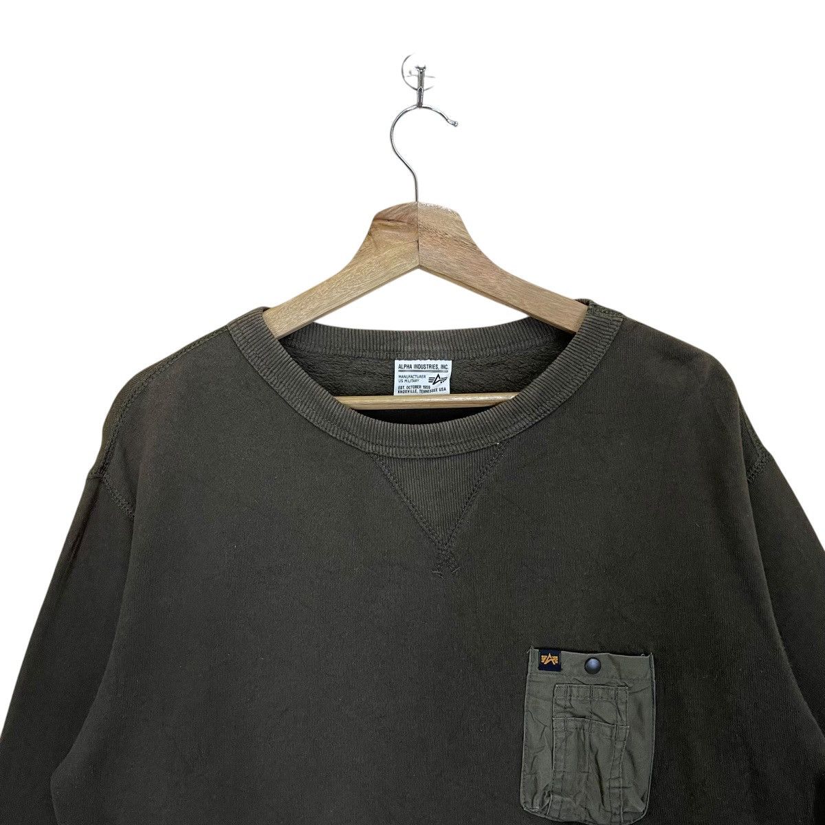 Alpha Industries Alpha Industries Inc Single Pocket Crewneck Sweatshirt Size US M / EU 48-50 / 2 - 4 Thumbnail