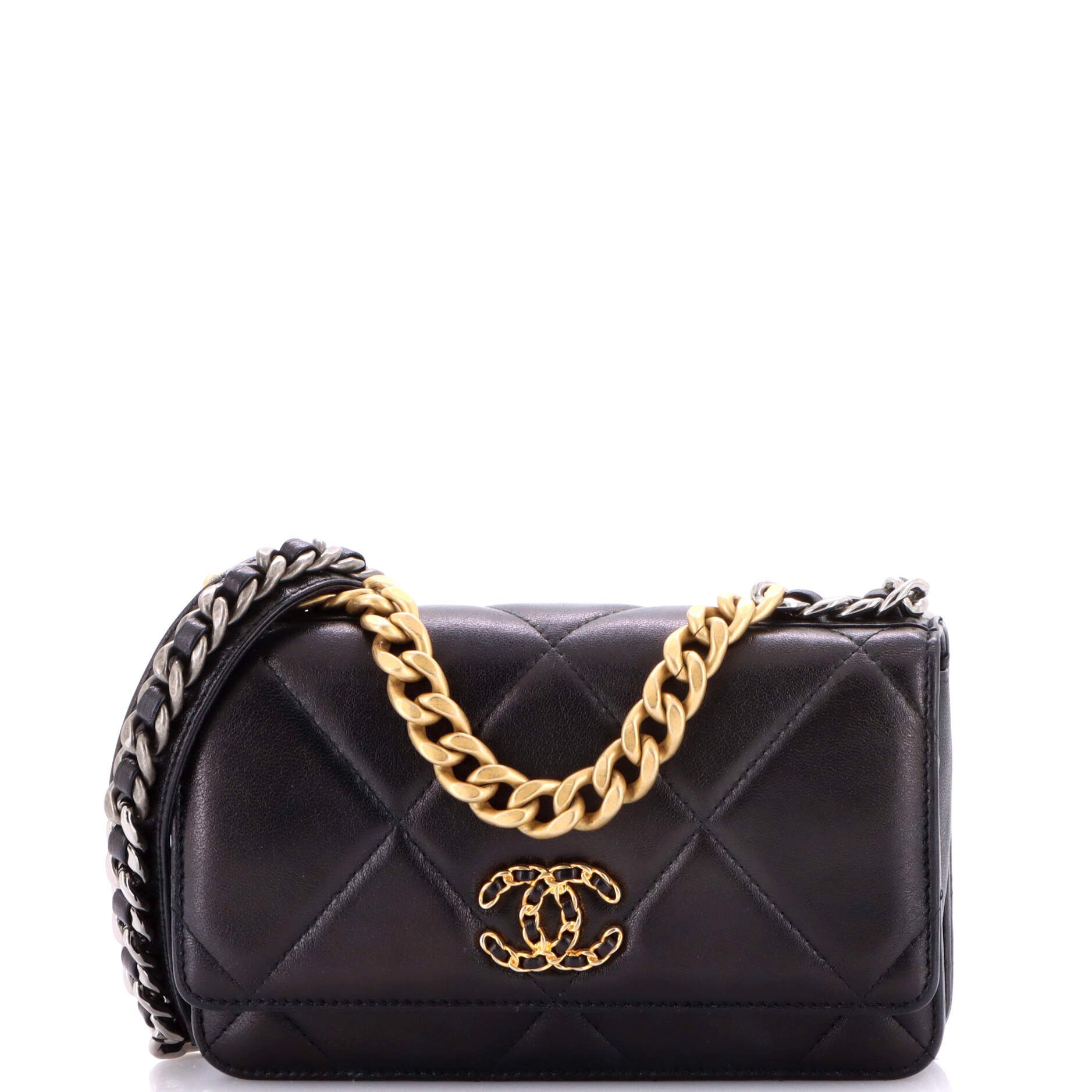Chanel 19 Wallet on Chain Size ONE SIZE - 1 Thumbnail