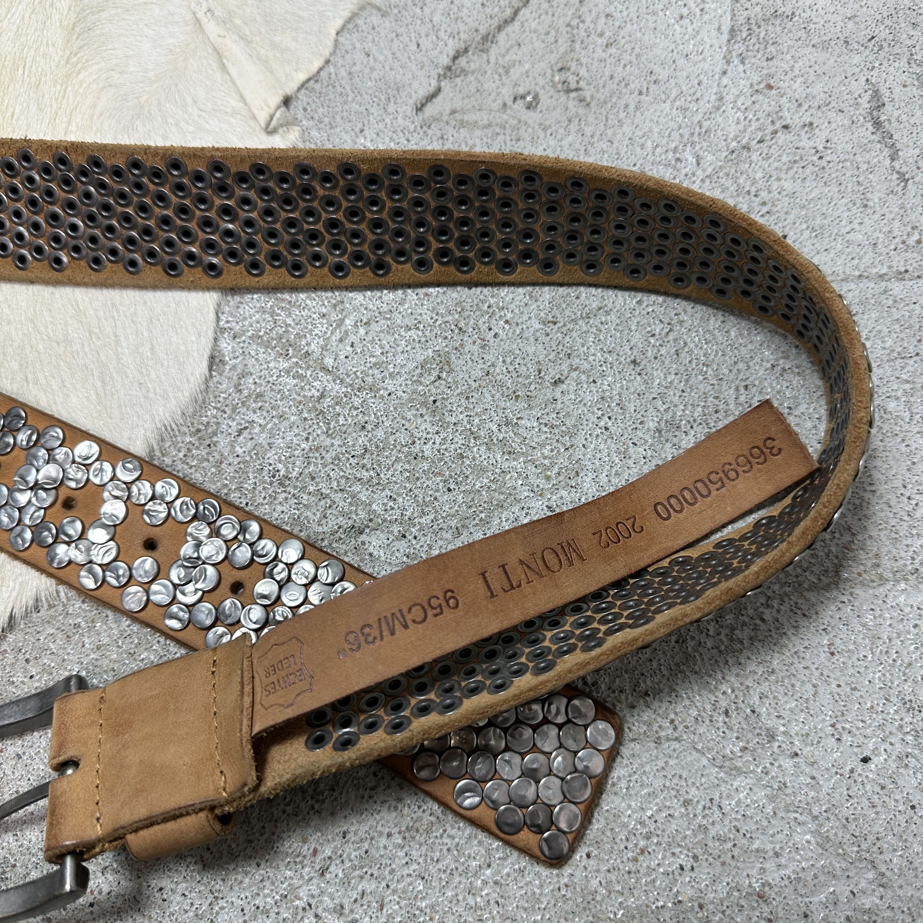 Vintage Vintage Avant Garde Leather Studded Grunge Belt Y2K Size ONE SIZE - 3 Thumbnail