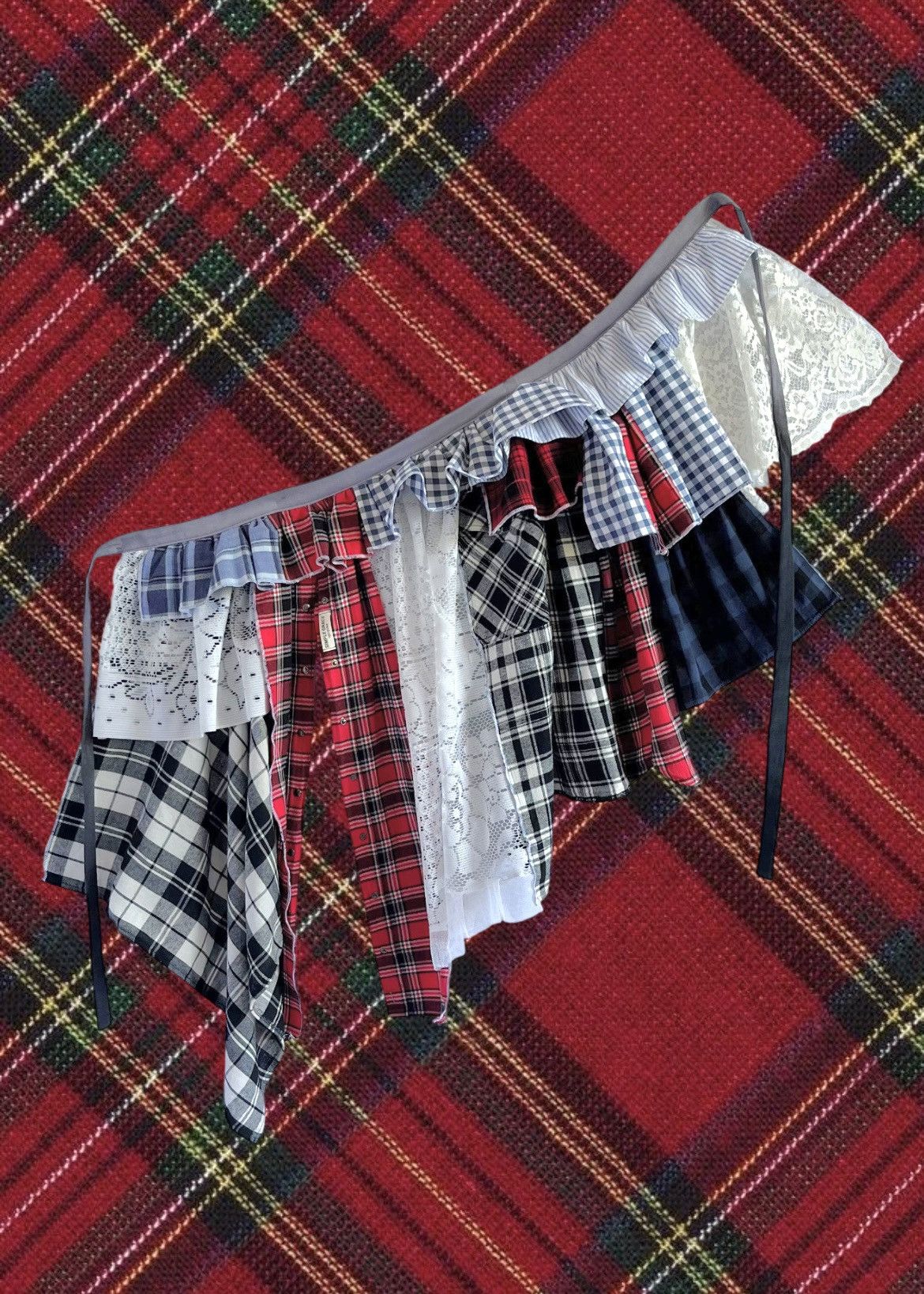 Custommade Upcycled Plaid & Lace Midi Belt Skirt / peplum belt Size 28" / US 6 / IT 42 - 1 Thumbnail
