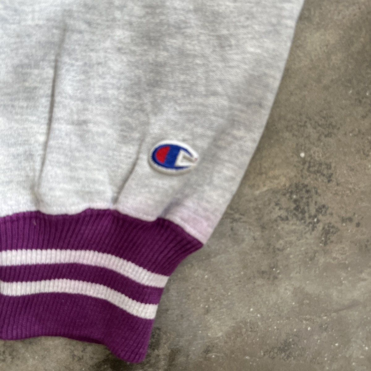 Champion Sweatshirt Champion Reverse Weave Vintage Size US M / EU 48-50 / 2 - 6 Thumbnail