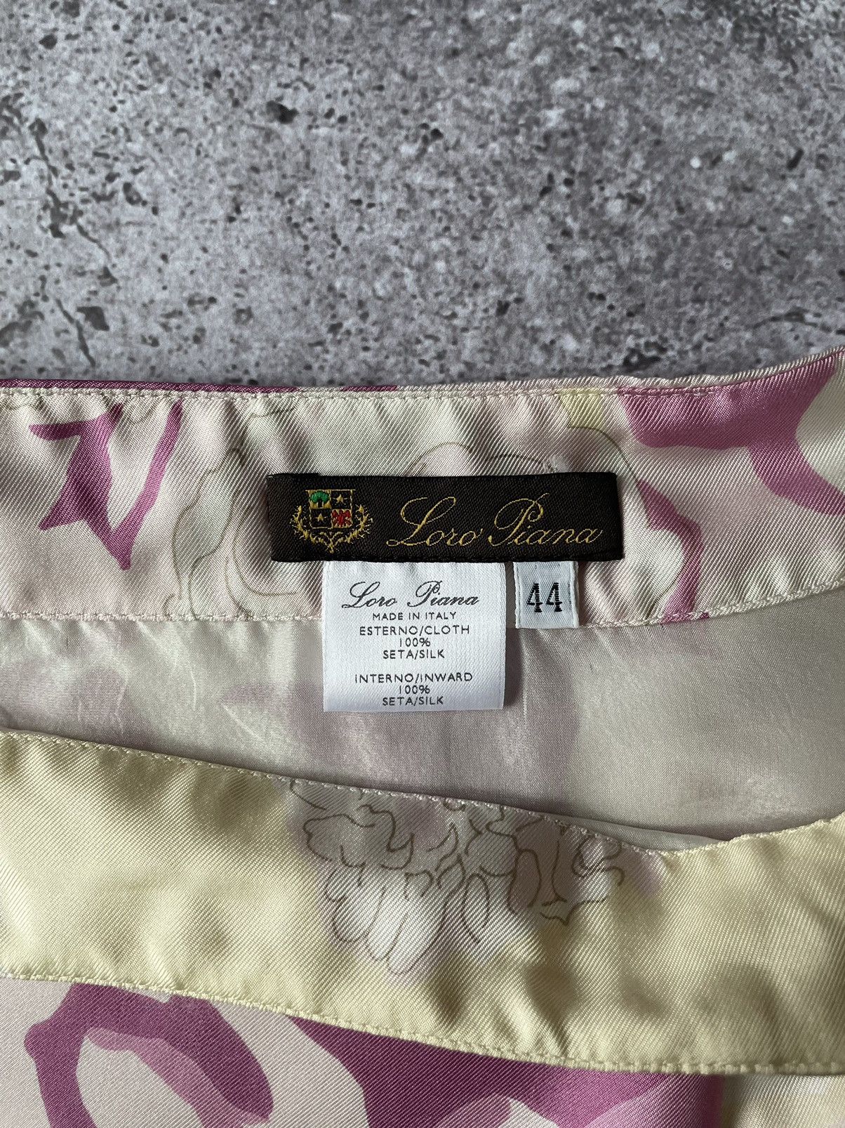 Loro Piana Loro Piana 100% Silk Floral Skirt Made In Italy Size 30" / US 8 / IT 44 - 4 Thumbnail