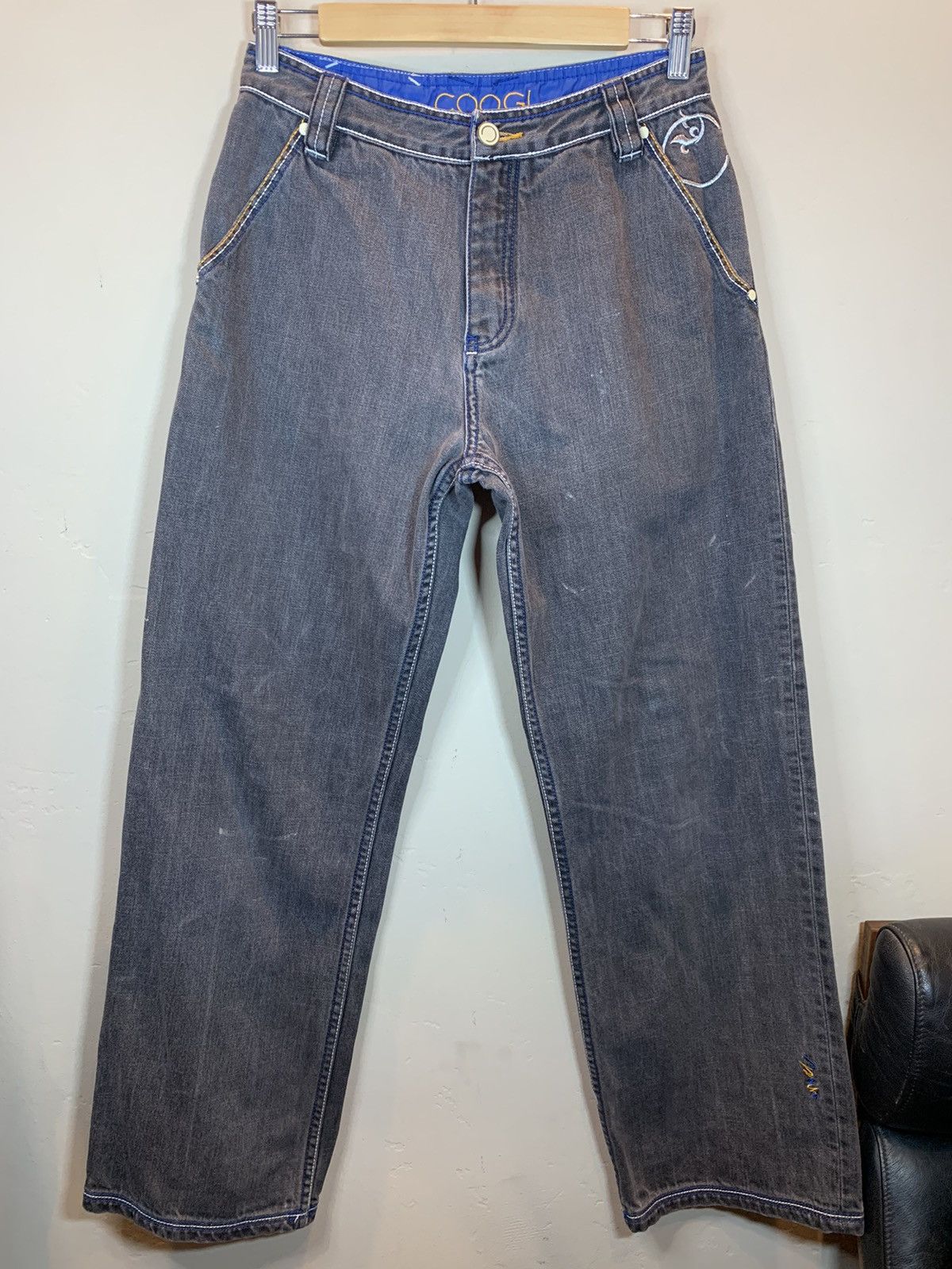 Coogi *RARE* Vintage 1990’s COOGI Embroidered Faded Denim Jeans Size US 28 / EU 44 - 2 Thumbnail