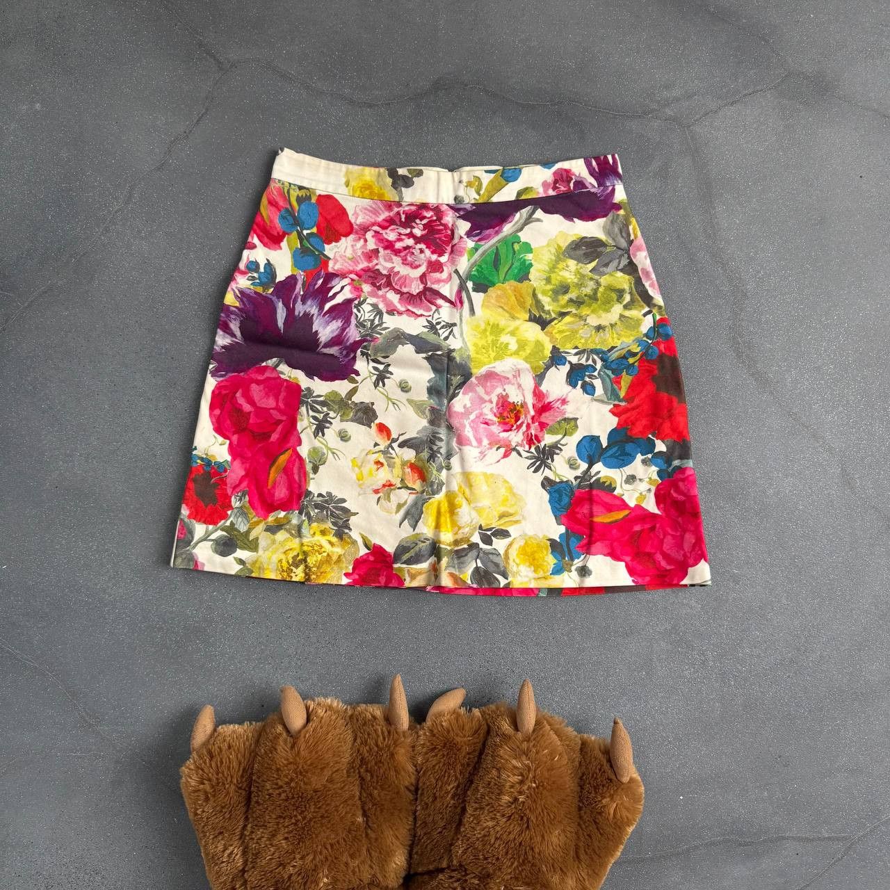 Alice + Olivia × Japanese Brand Alice + Olivia Multicolour Floral Skirt Size 27" / US 4 / IT 40 - 1 Thumbnail