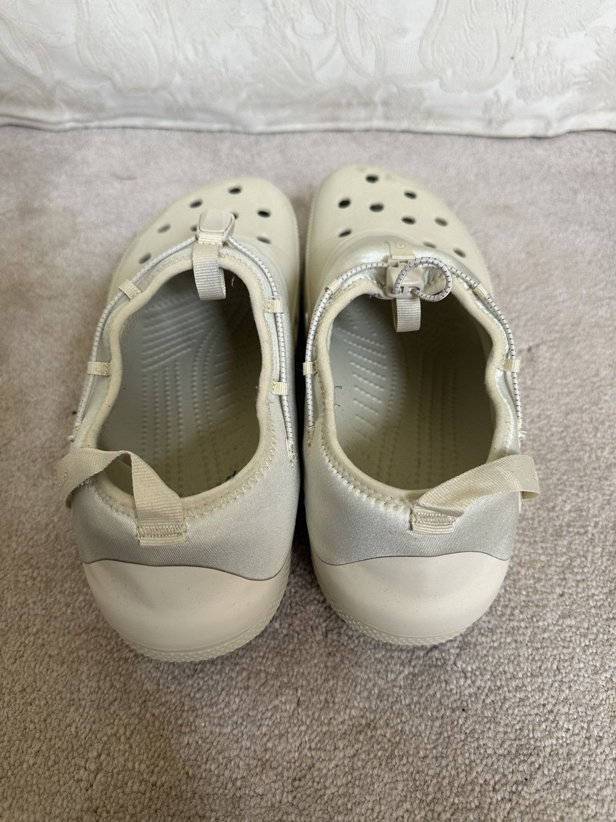 Crocs × Satisfy Crocs x Satisfy Trail Clog Technical Running Shoe Bone Beige Size US 11 / EU 44 - 7 Thumbnail