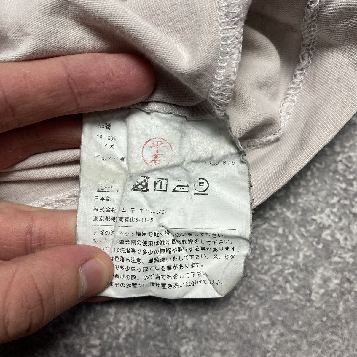 Comme des Garcons Luxury Play Comme Des Garçons small logo y2k designer tee Size S / US 4 / IT 40 - 11 Thumbnail