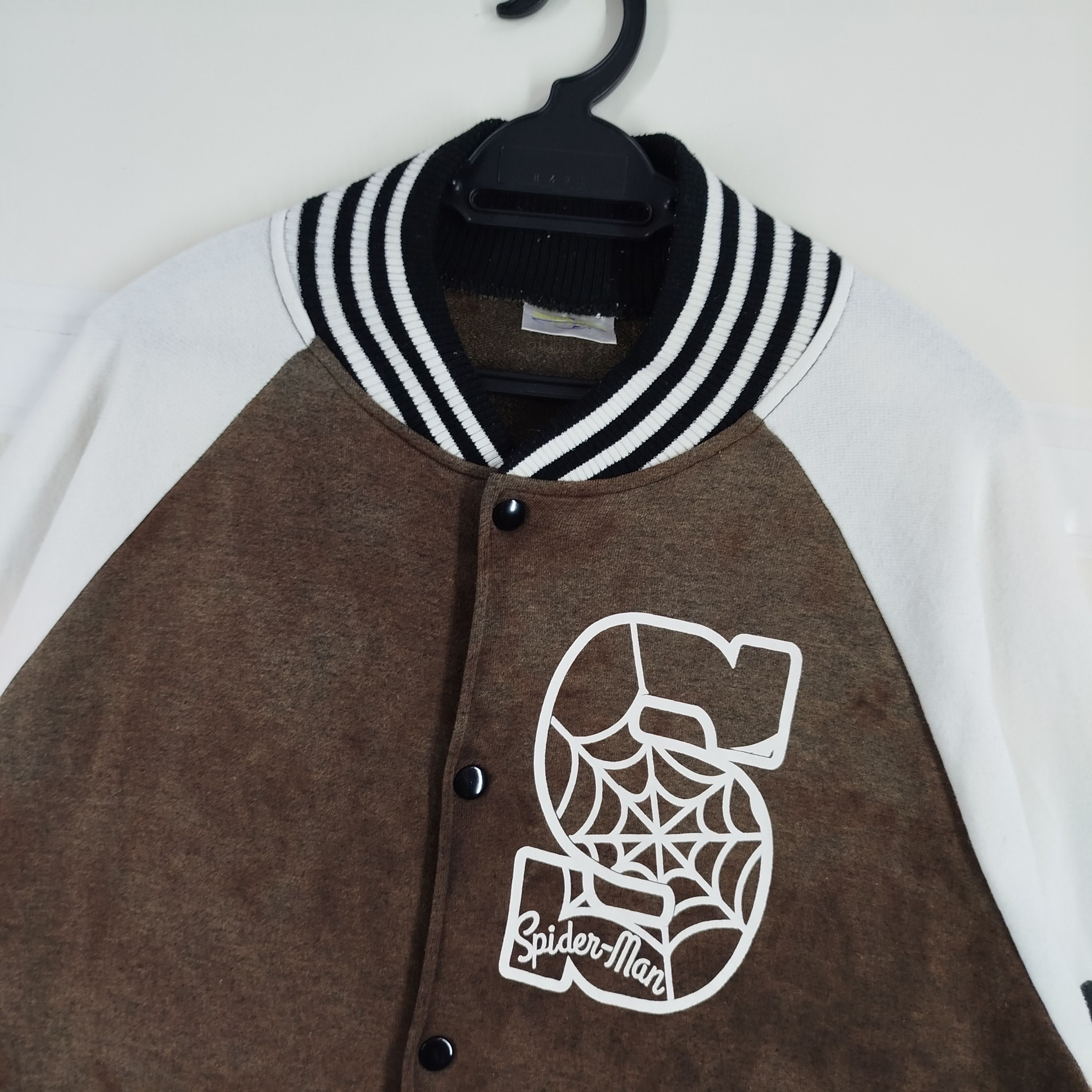 Universal Studios Vintage Spiderman Varsity Universal Studio Japan Backhit Size US L / EU 52-54 / 3 - 6 Thumbnail