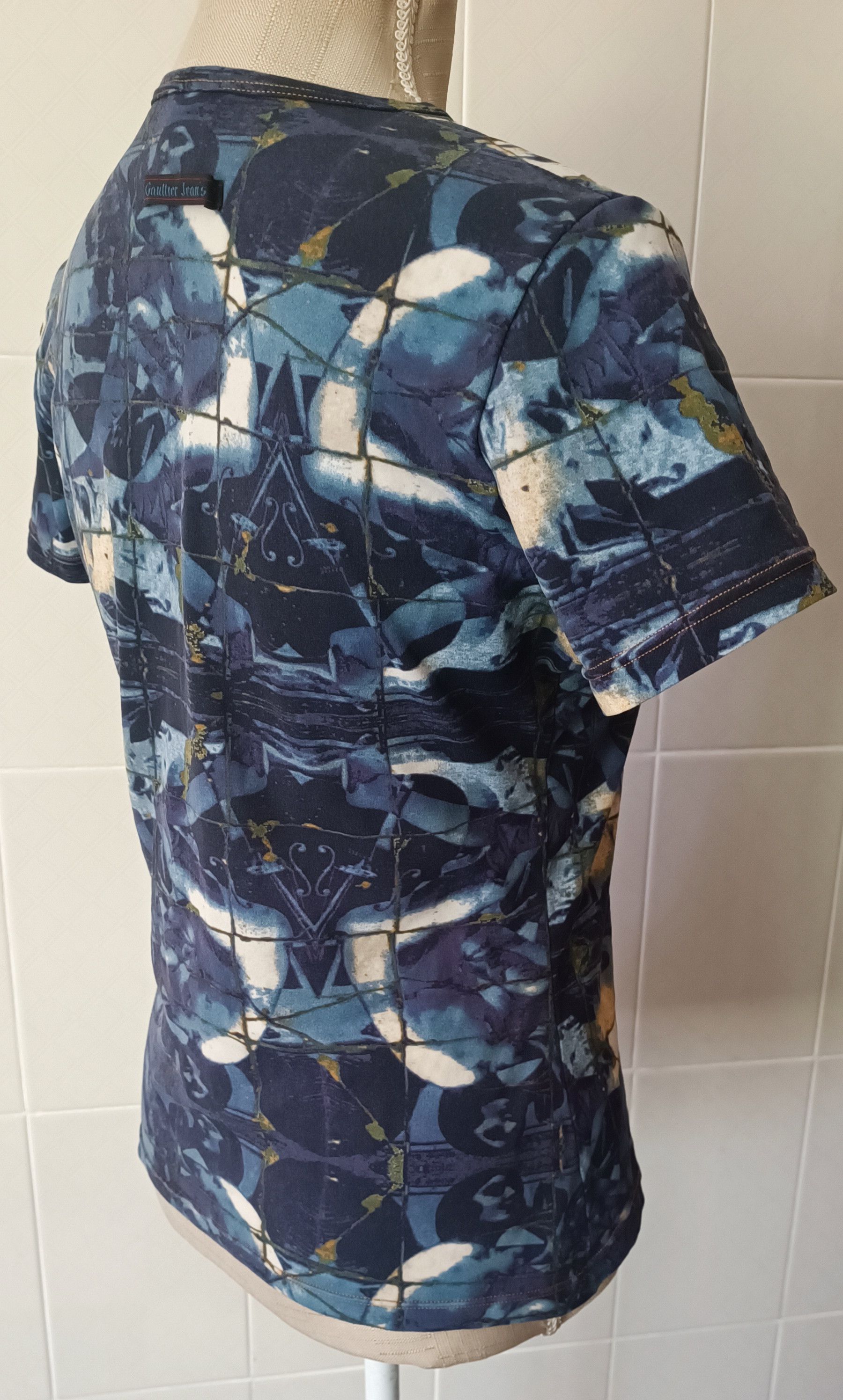 Jean Paul Gaultier 90's - Gaultier Jeans - Feminine silhouettes print t-shirt Size US XS / EU 42 / 0 - 10 Thumbnail