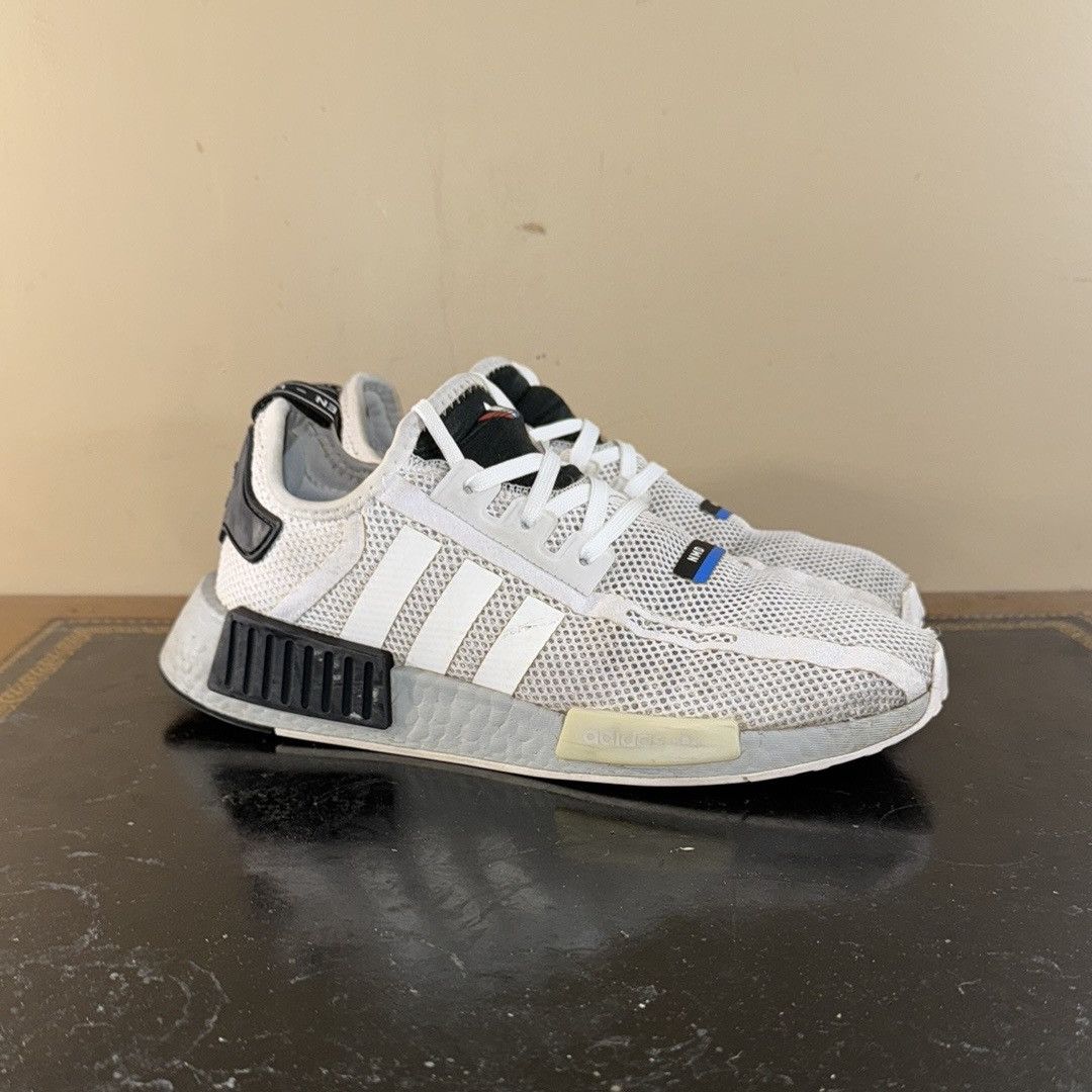 Grey Nmd_r1 Shoes Black And White Mens Adidas Nmd_r1 Shoes Tenis