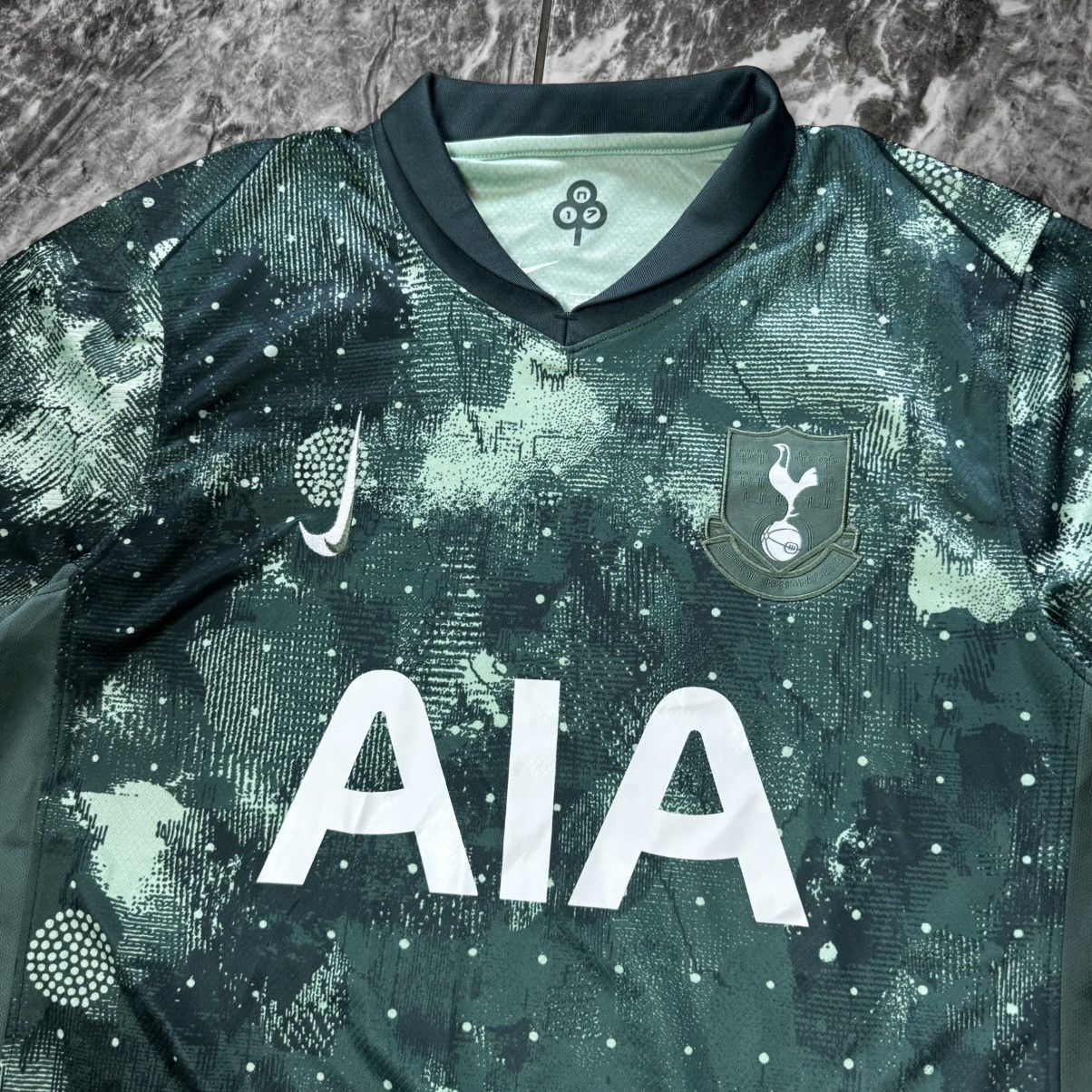Nike Tottenham Hotspur 24/25 Size L Size US L / EU 52-54 / 3 - 3 Thumbnail