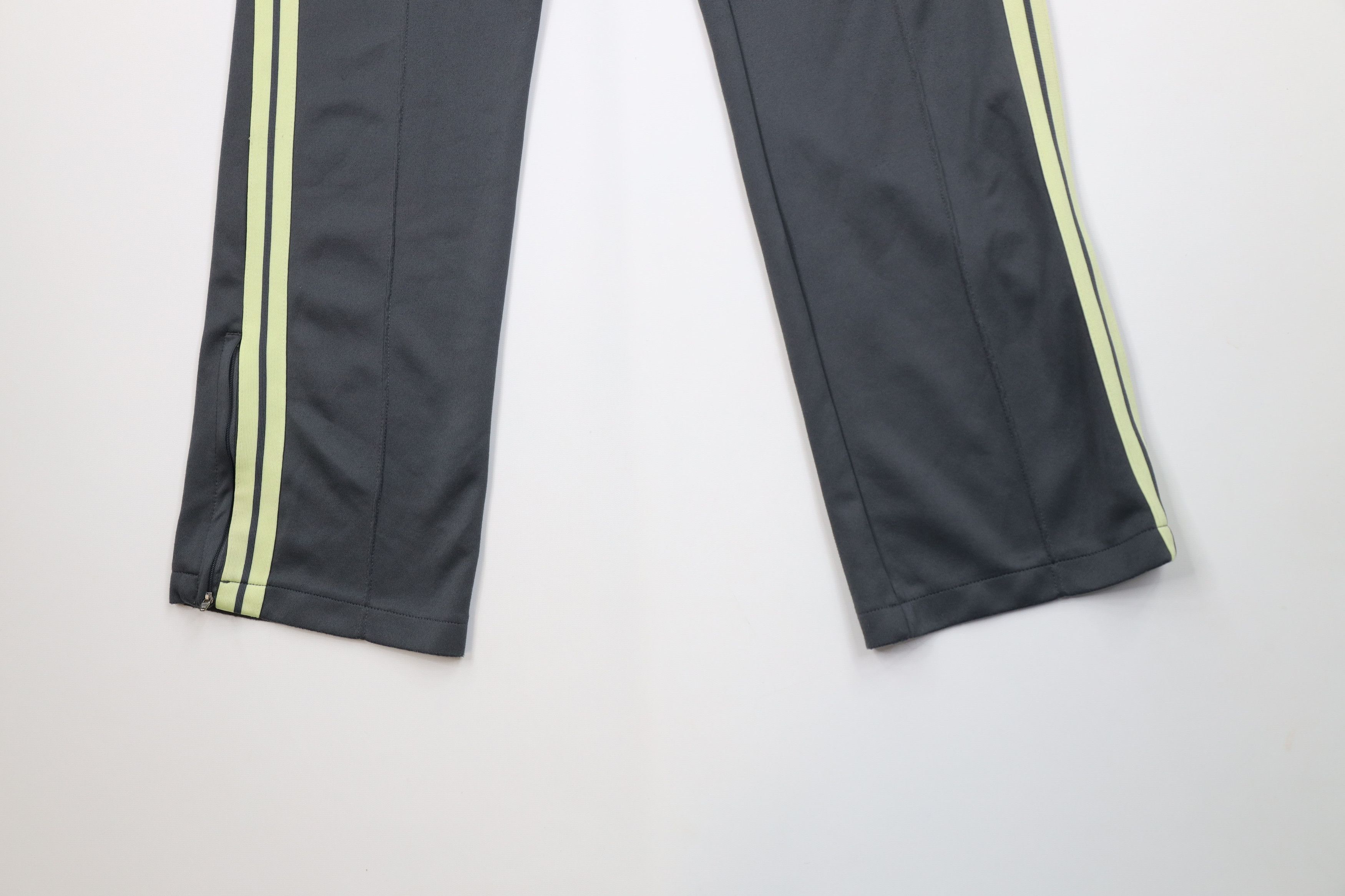 Nike Vintage Y2K Nike Mini Swoosh Flared Wide Leg Sweatpants Size 30" / US 8 / IT 44 - 4 Thumbnail