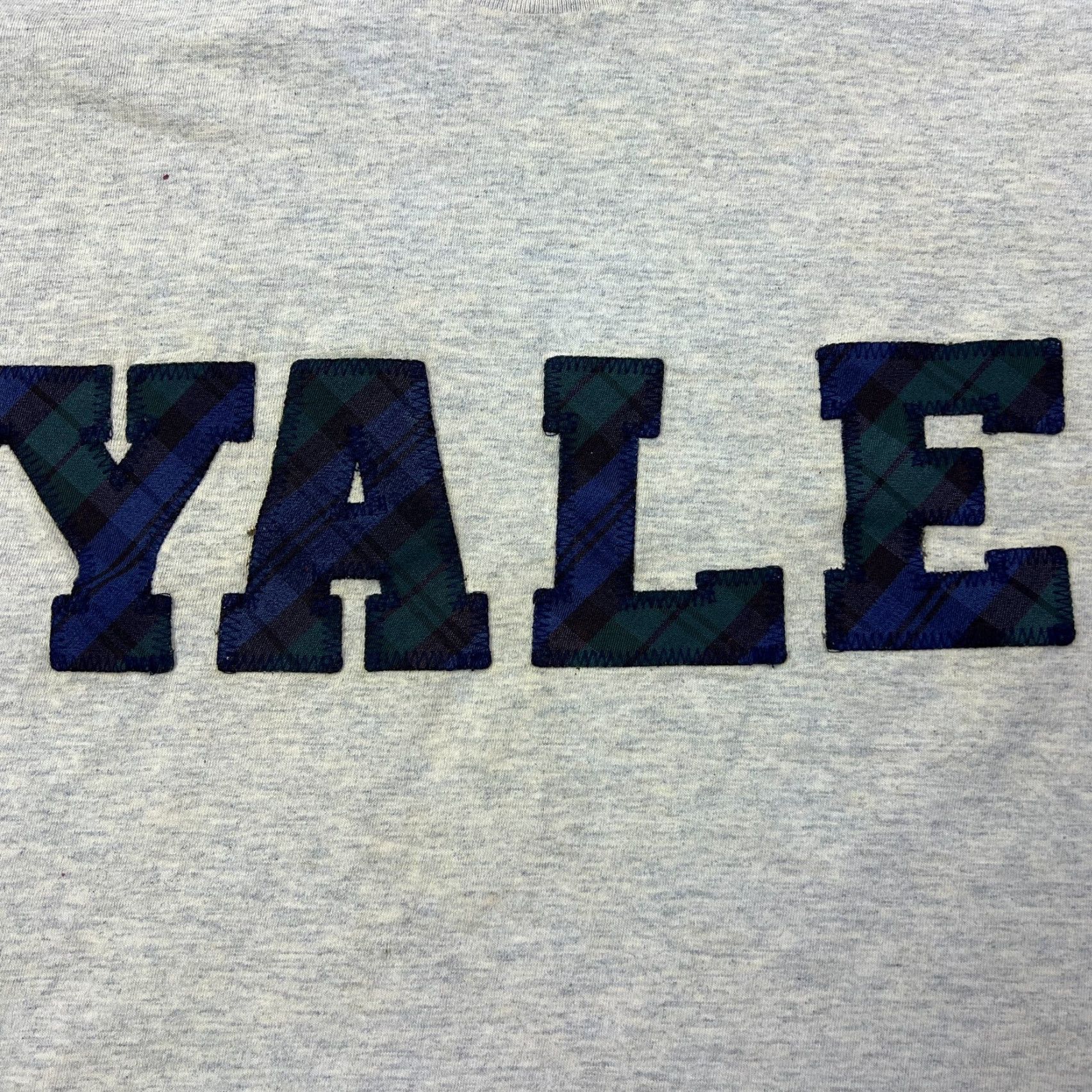 Reebok VTG Reebok T-Shirt Mens XXL Yale University Bulldogs 90s College USA Made Beige Short Sleeve Crew Neck Cotton Knit Logo Size US XXL / EU 58 / 5 - 2 Thumbnail