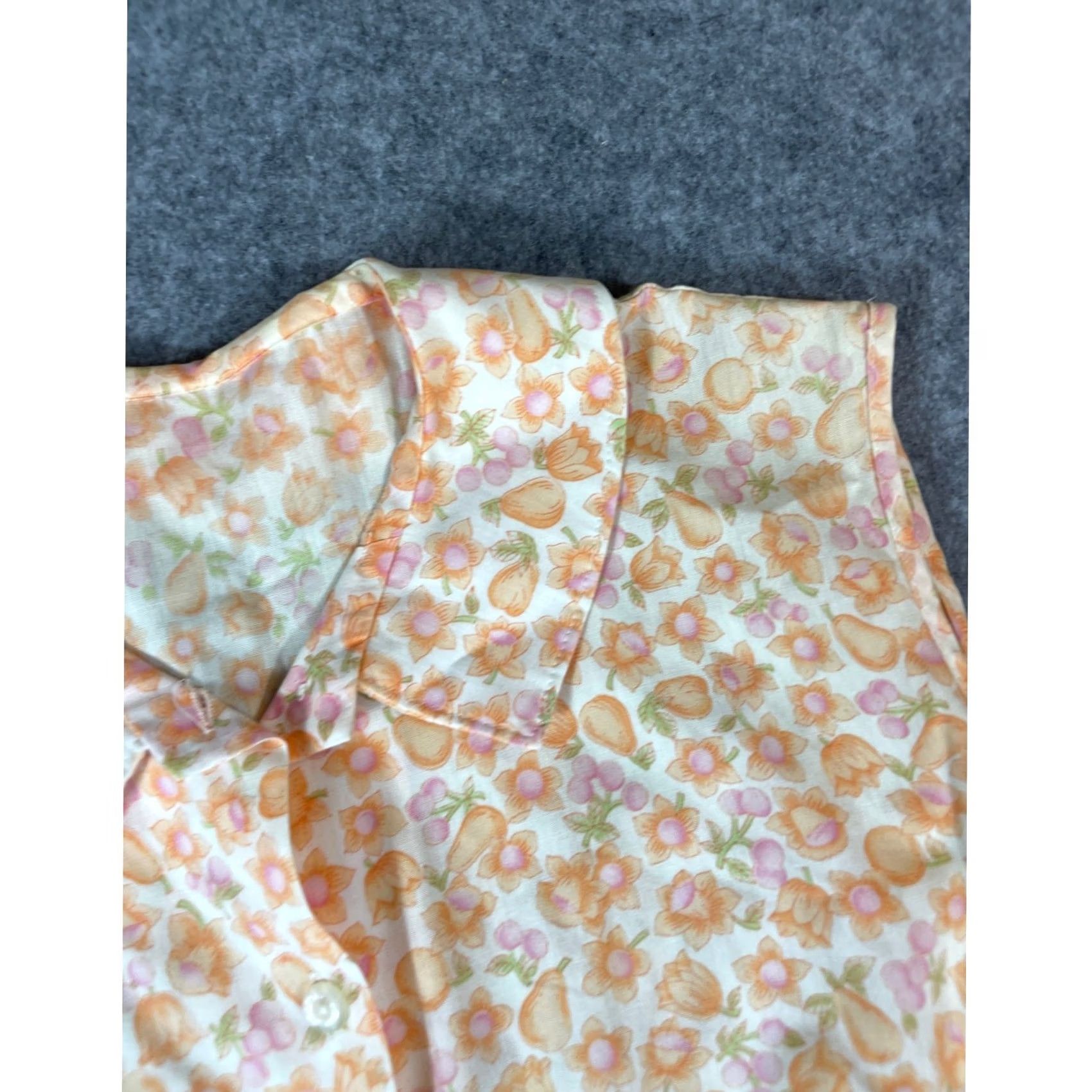 Vintage VINTAGE Vintage Blouse Womens S Orange Floral Sleeveless Top Small Button Classic Y2K Size S / US 4 / IT 40 - 3 Thumbnail