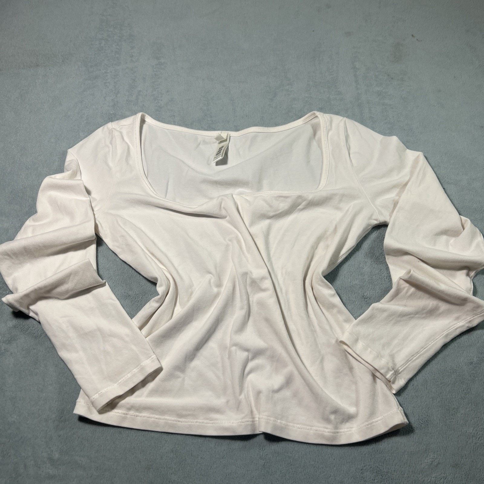 SKIMS Skims Scoop Neck Top Womens Large Shirt Round Base Layer Size L / US 10 / IT 46 - 2 Thumbnail