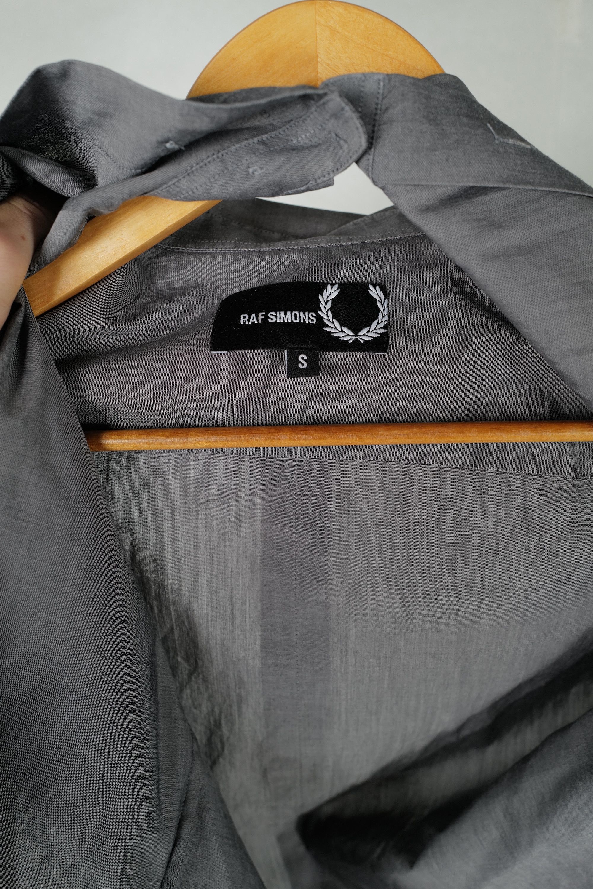 Fred Perry × Raf Simons Raf Simons x Fred Perry shirt Size US S / EU 44-46 / 1 - 20 Thumbnail