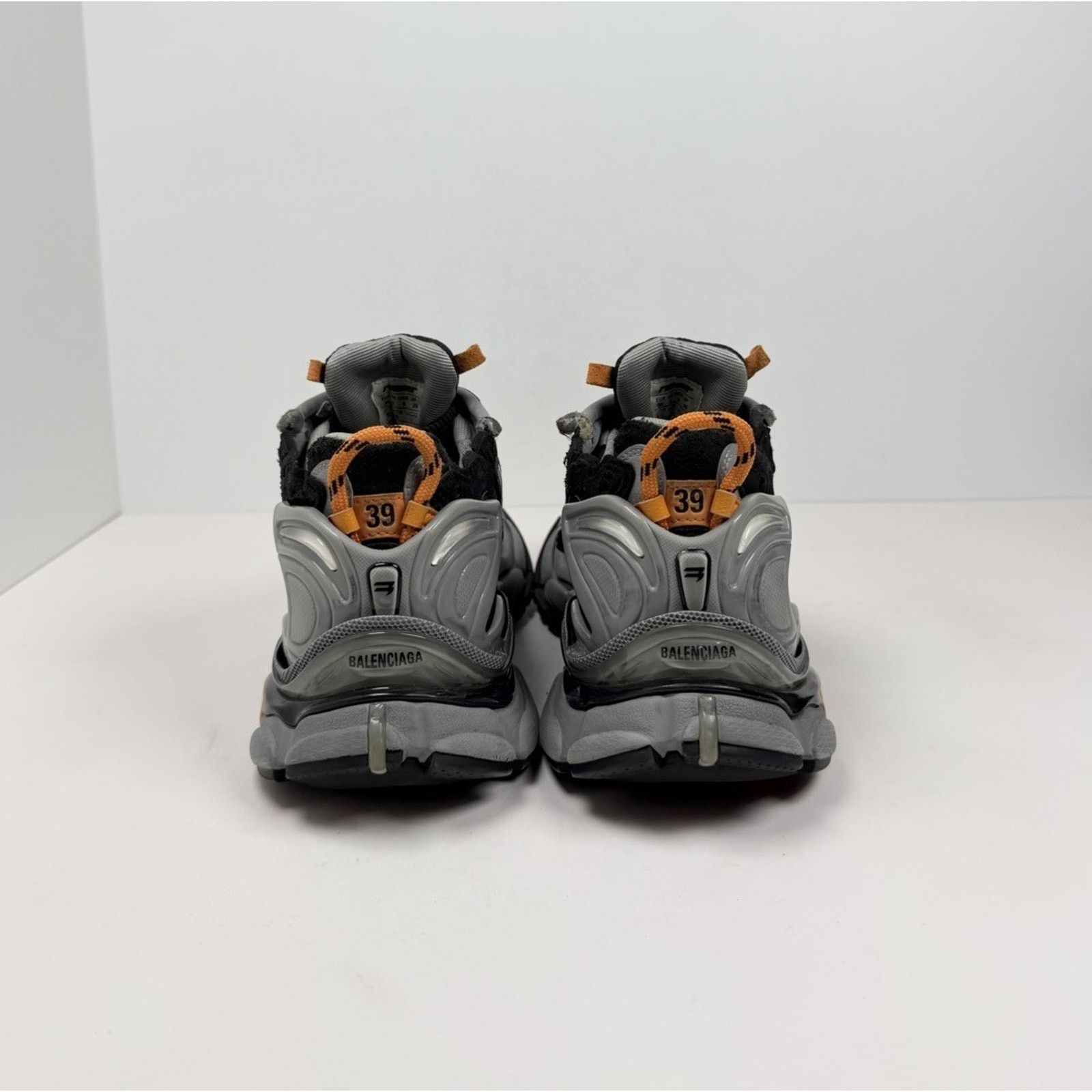 Balenciaga Size 39EU/6US - Balenciaga Runner Distressed Size US 6 / EU 39 - 4 Thumbnail
