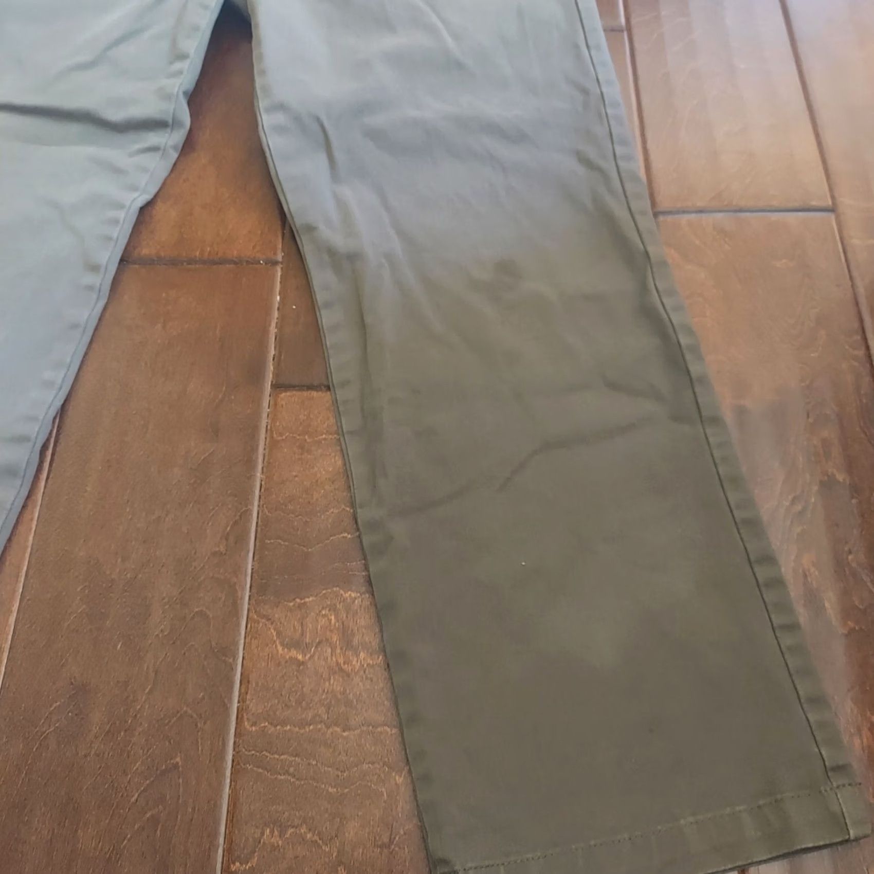 Dockers DOCKERS Pants Men Gray Straight Chino W32 L29 Regular Pockets Button Zip Casual Formal Size US 32 / EU 48 - 3 Thumbnail