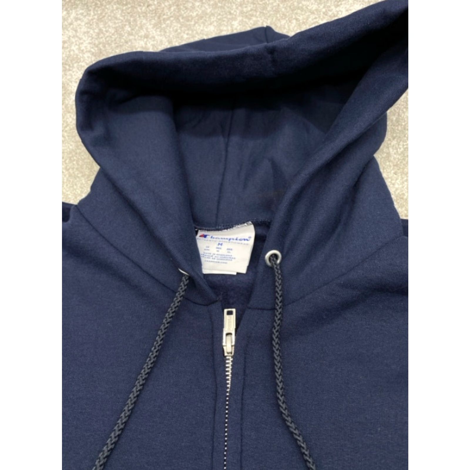 Champion VINTAGE Champion Hoodie Mens M Navy Blue Fleece Pockets Logo 90s Size US M / EU 48-50 / 2 - 6 Thumbnail