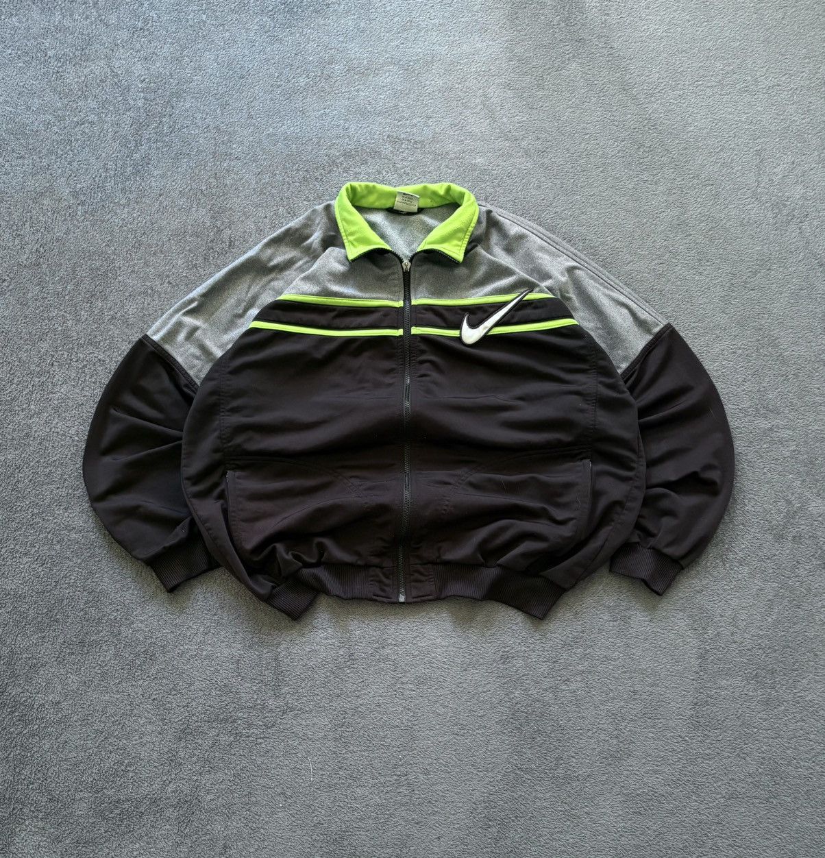 Nike 90s Nike Vintage Track Zip Jacket Double Logo Rare Y2K Size US L / EU 52-54 / 3 - 1 Thumbnail