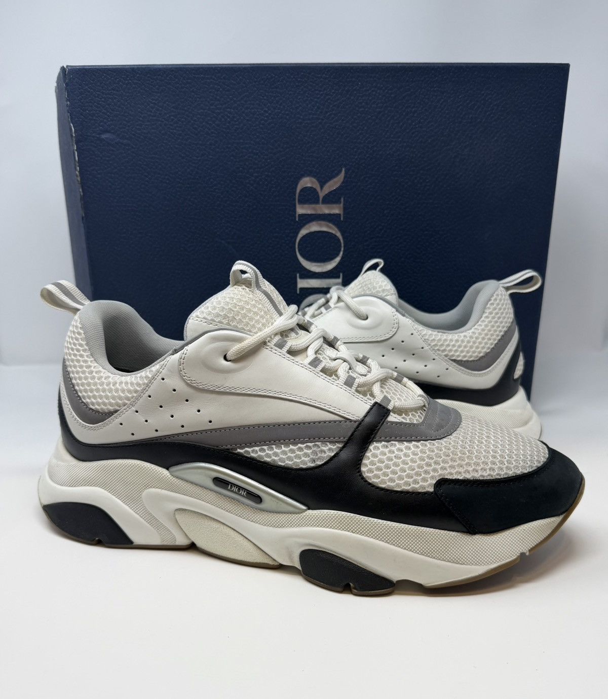 Dior Dior B22 Sneaker White/Black Size US 15 / EU 48 - 1 Thumbnail