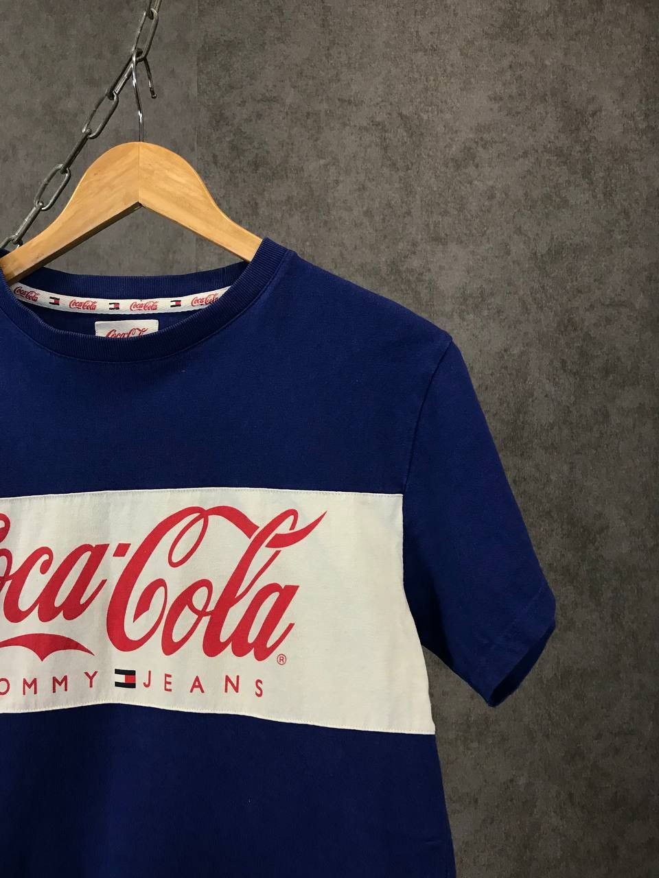Coca Cola × Tommy Hilfiger Tommy Hilfiger x Coca Cola designer big logo tee Size US S / EU 44-46 / 1 - 2 Thumbnail