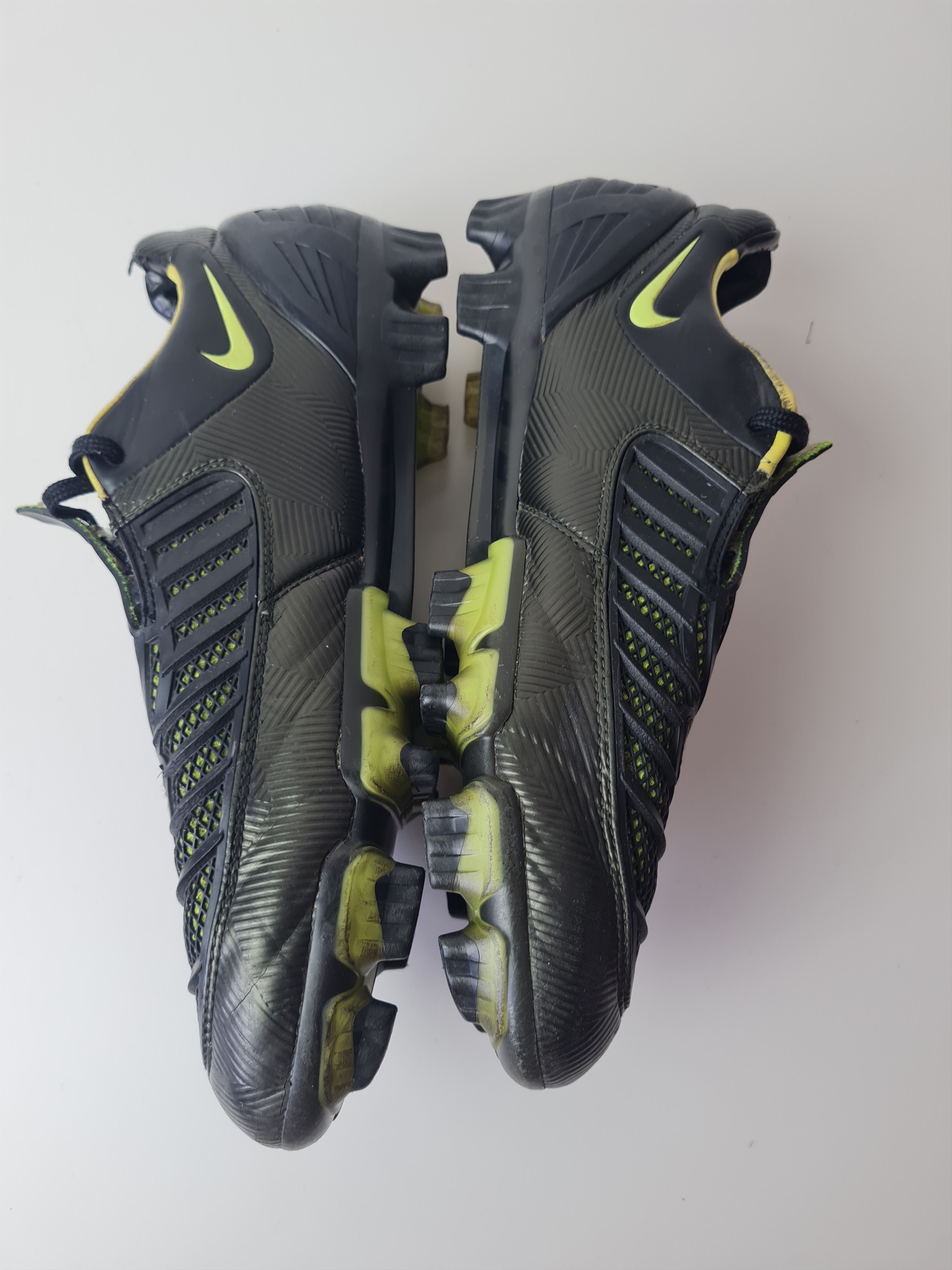 Nike Football Boots 2008 Nike Total 90 SG Zoom Air Laser Elite Size US 10 / EU 43 - 17 Thumbnail