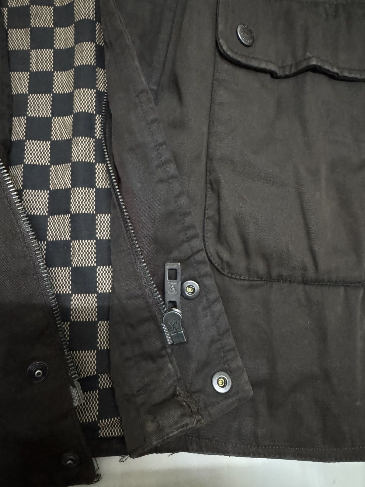Louis Vuitton Louis Vuitton Rubered Coat Damier Wax Jacket Size US L / EU 52-54 / 3 - 12 Thumbnail