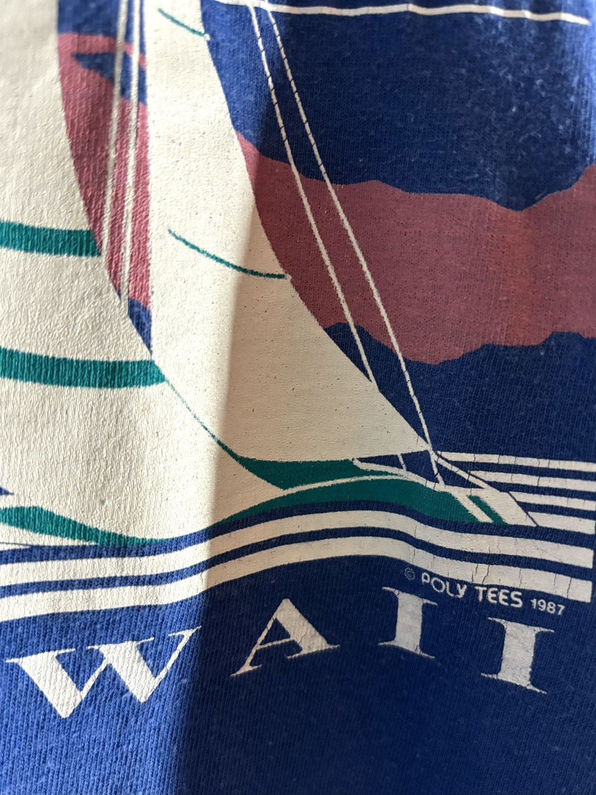 Vintage 1987 Sun-faded Poly Prints Hawaii Tee Size US L / EU 52-54 / 3 - 8 Thumbnail